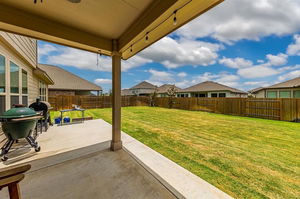 153 Silver Pass Property Photo 21