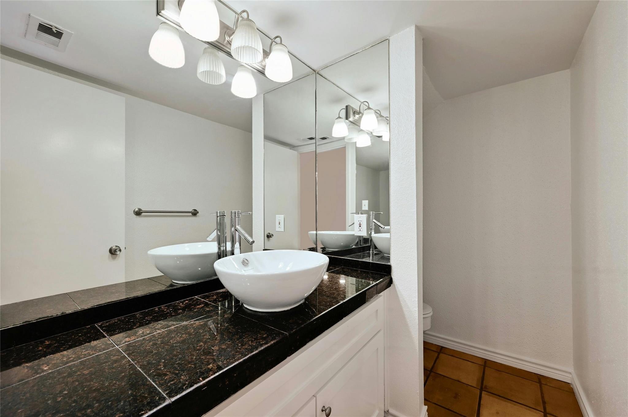 6637 Valleyside Rd Property Photo 14