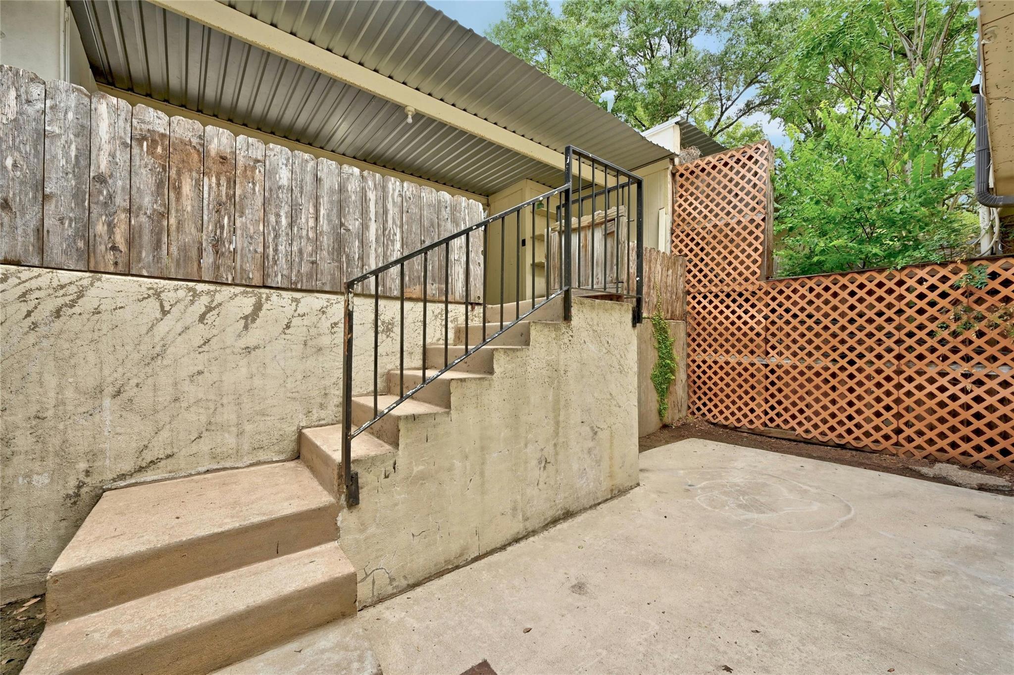 6637 Valleyside Rd Property Photo 22