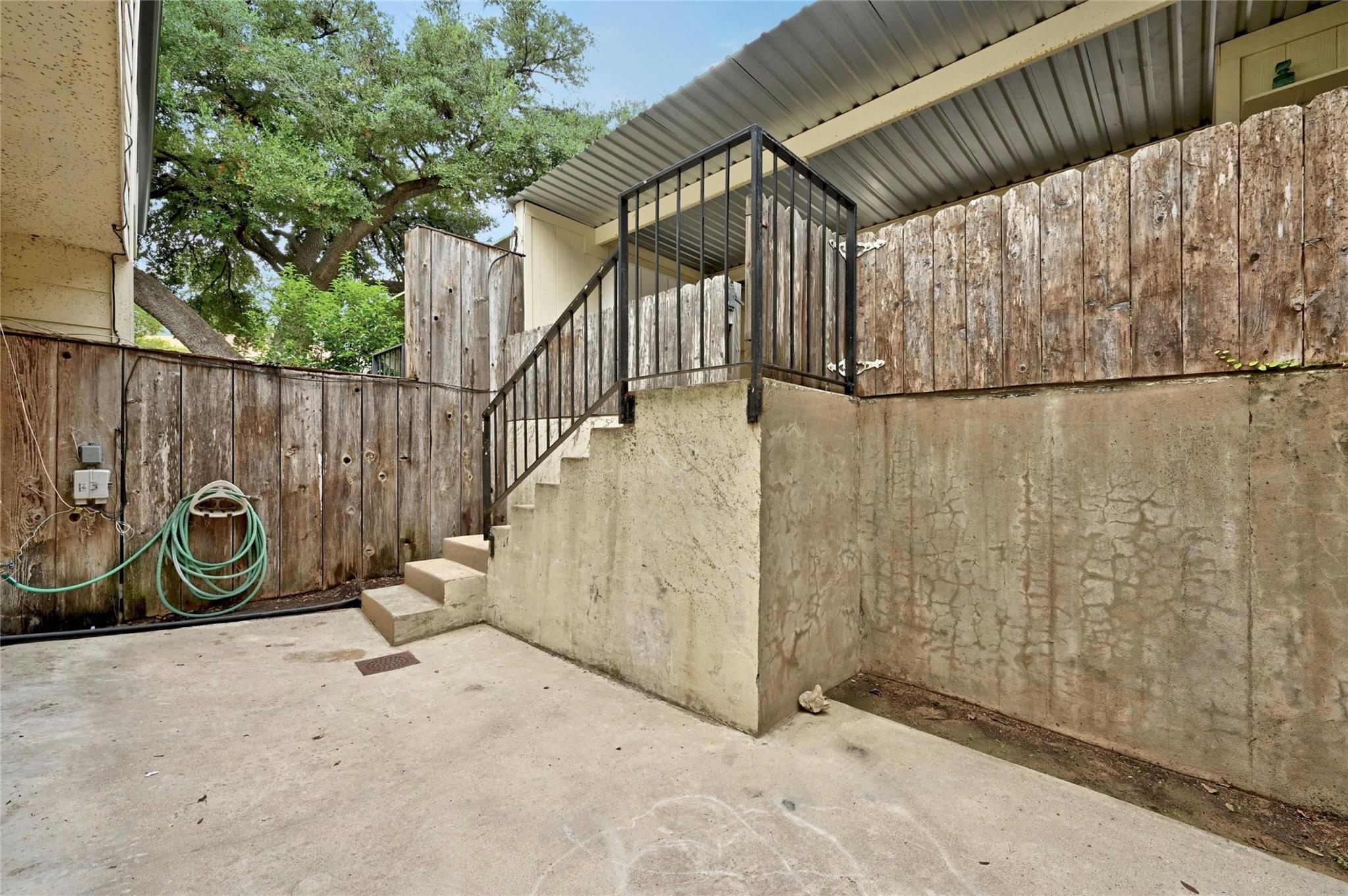 6637 Valleyside Rd Property Photo 23