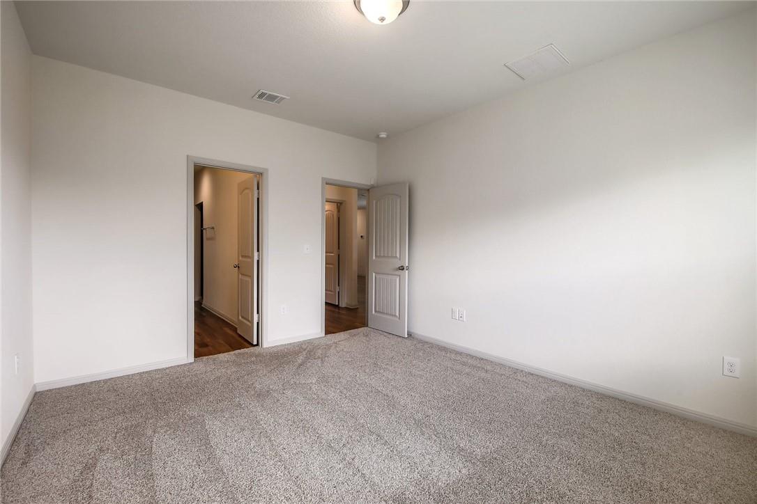 109 Kleberg Ct Property Photo 11