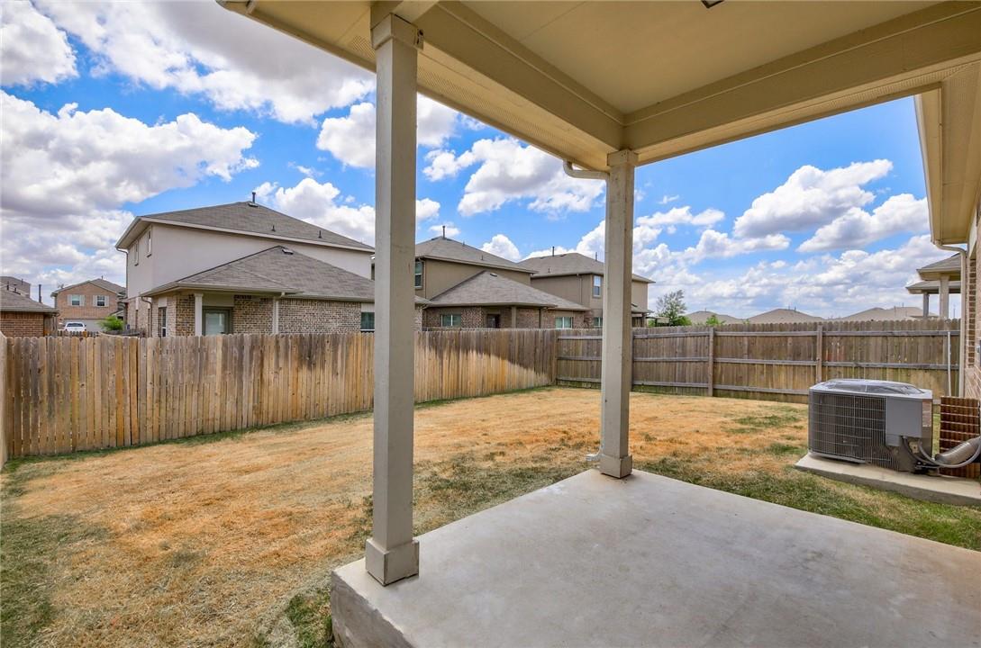 109 Kleberg Ct Property Photo 24