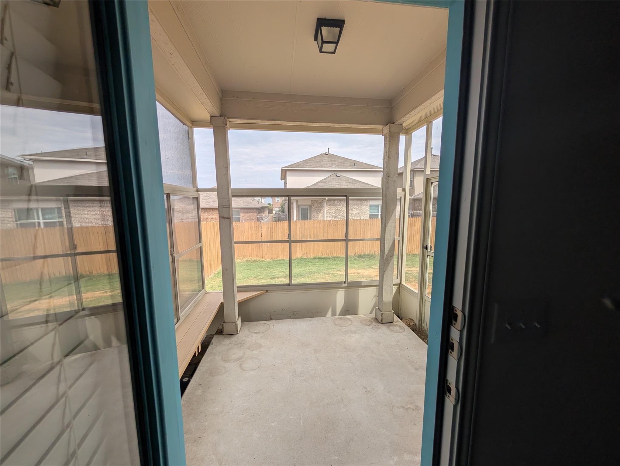 109 Kleberg Ct Property Photo 26