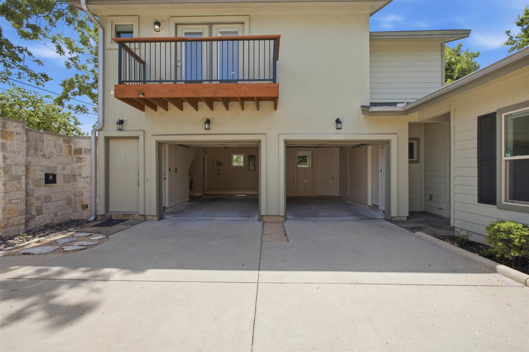 1315 W Anderson Ln #a Property Photo 4