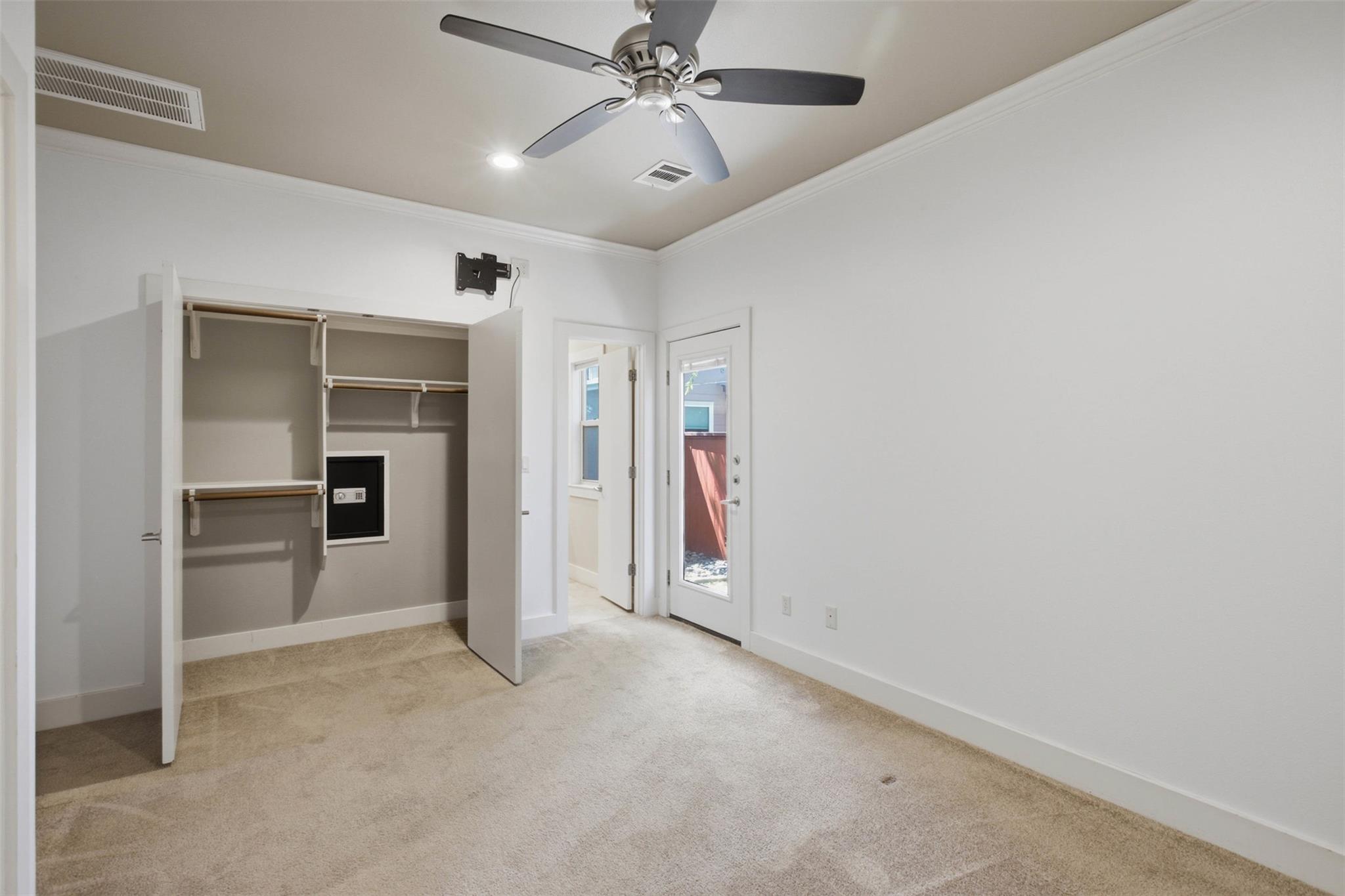 1315 W Anderson Ln #a Property Photo 19