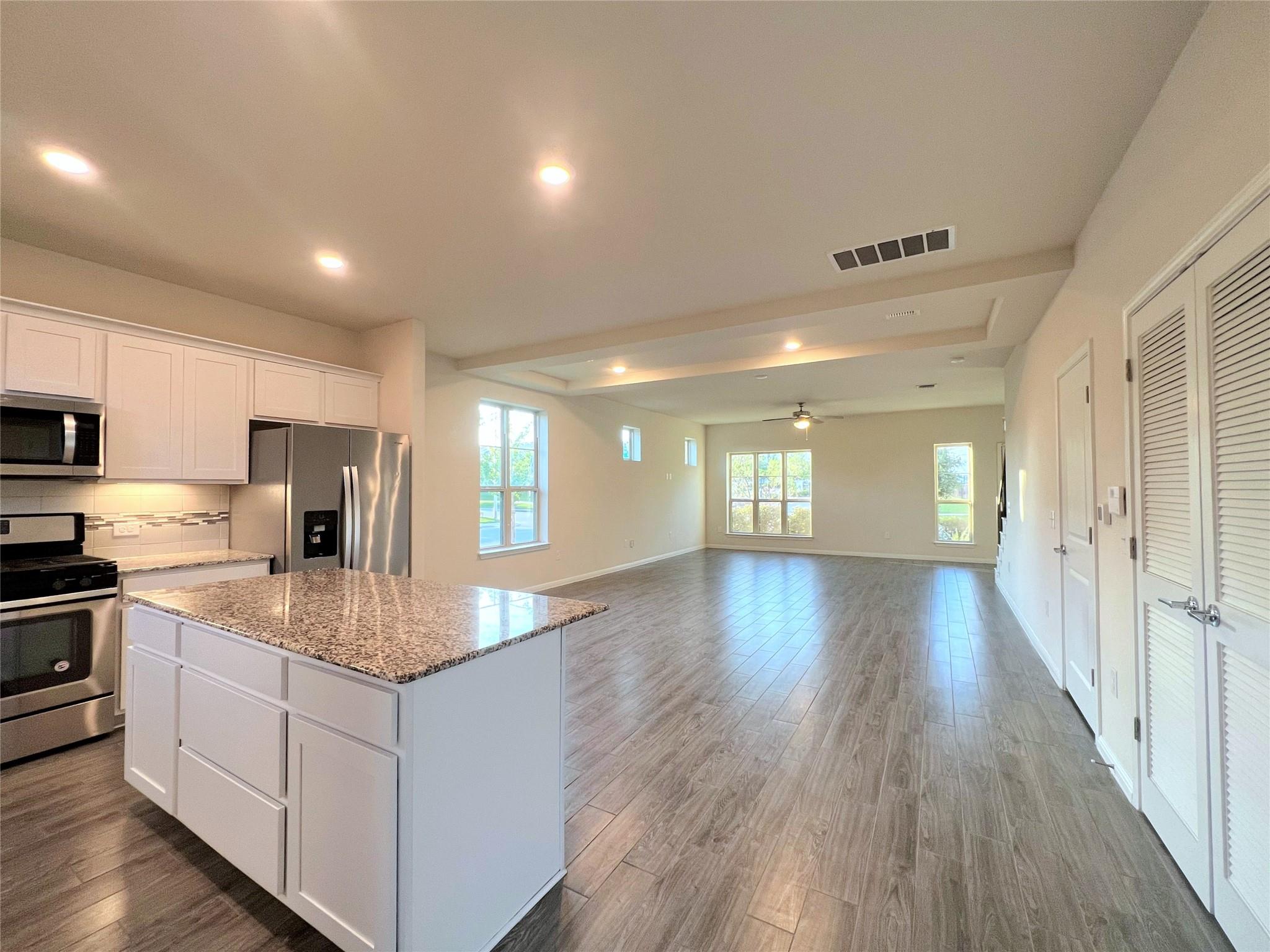 5901 Charles Merle Dr #b Property Photo 5