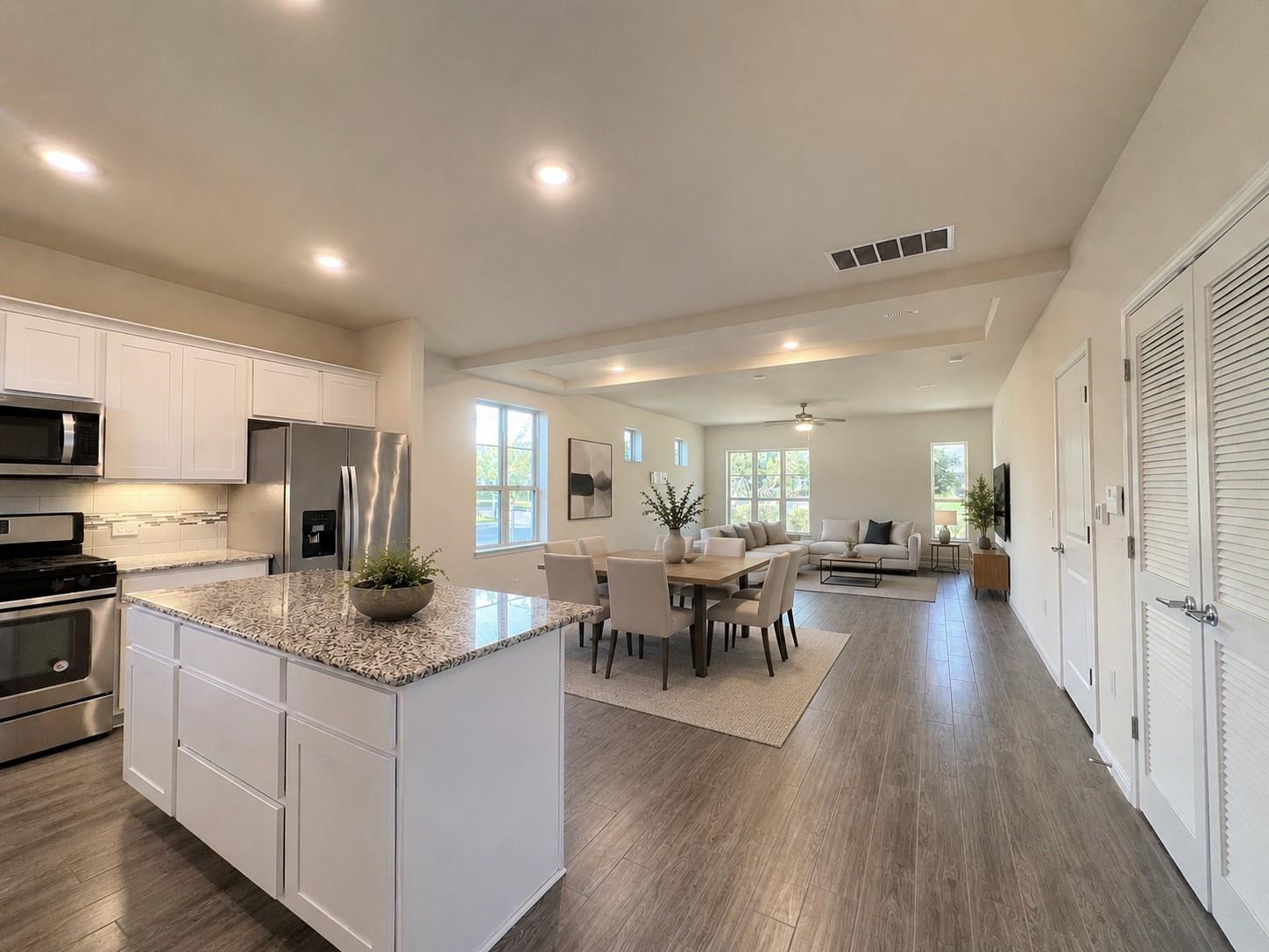 5901 Charles Merle Dr #b Property Photo 6