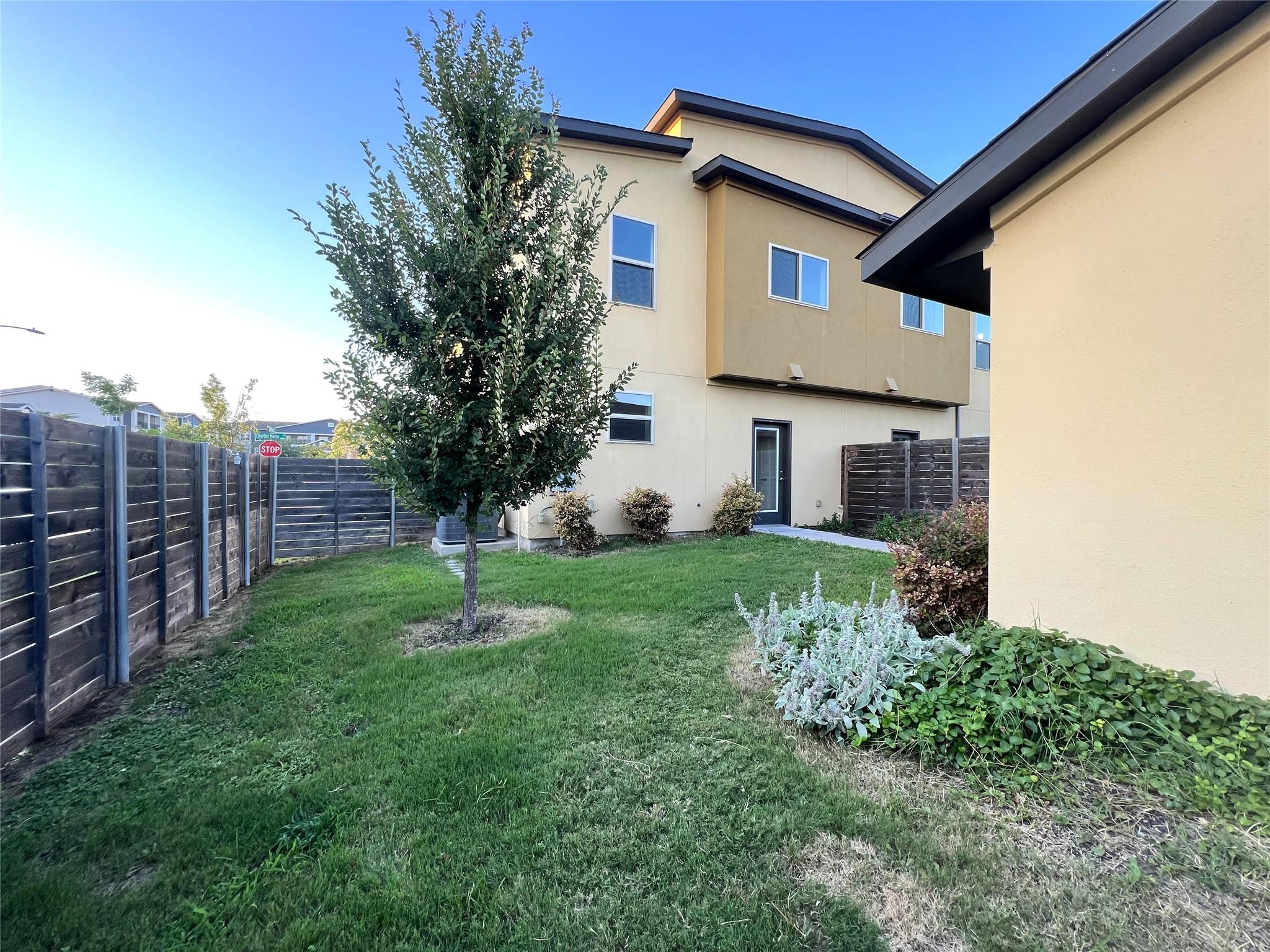 5901 Charles Merle Dr #b Property Photo 21