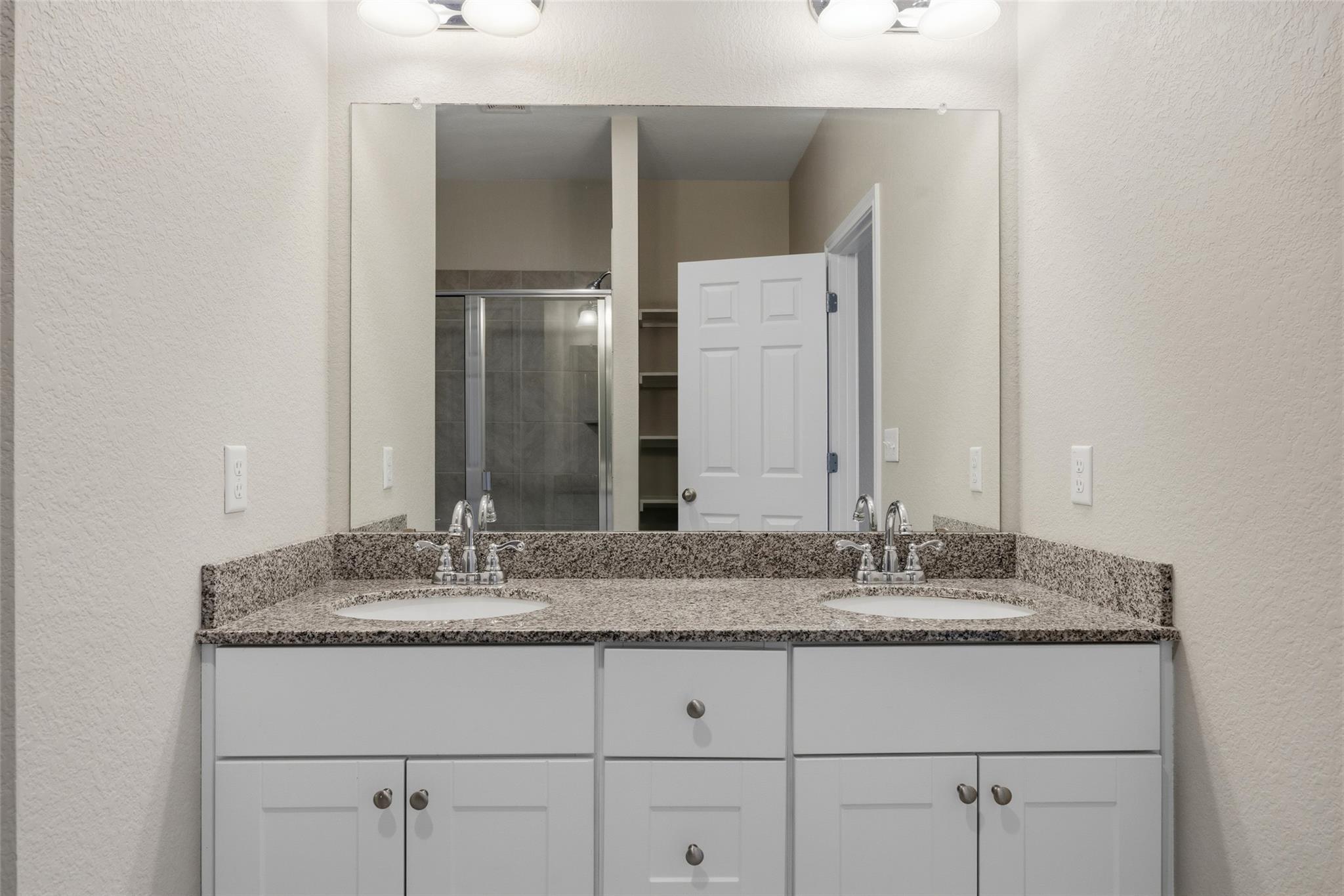 1702 Los Olivios Way Property Photo 17