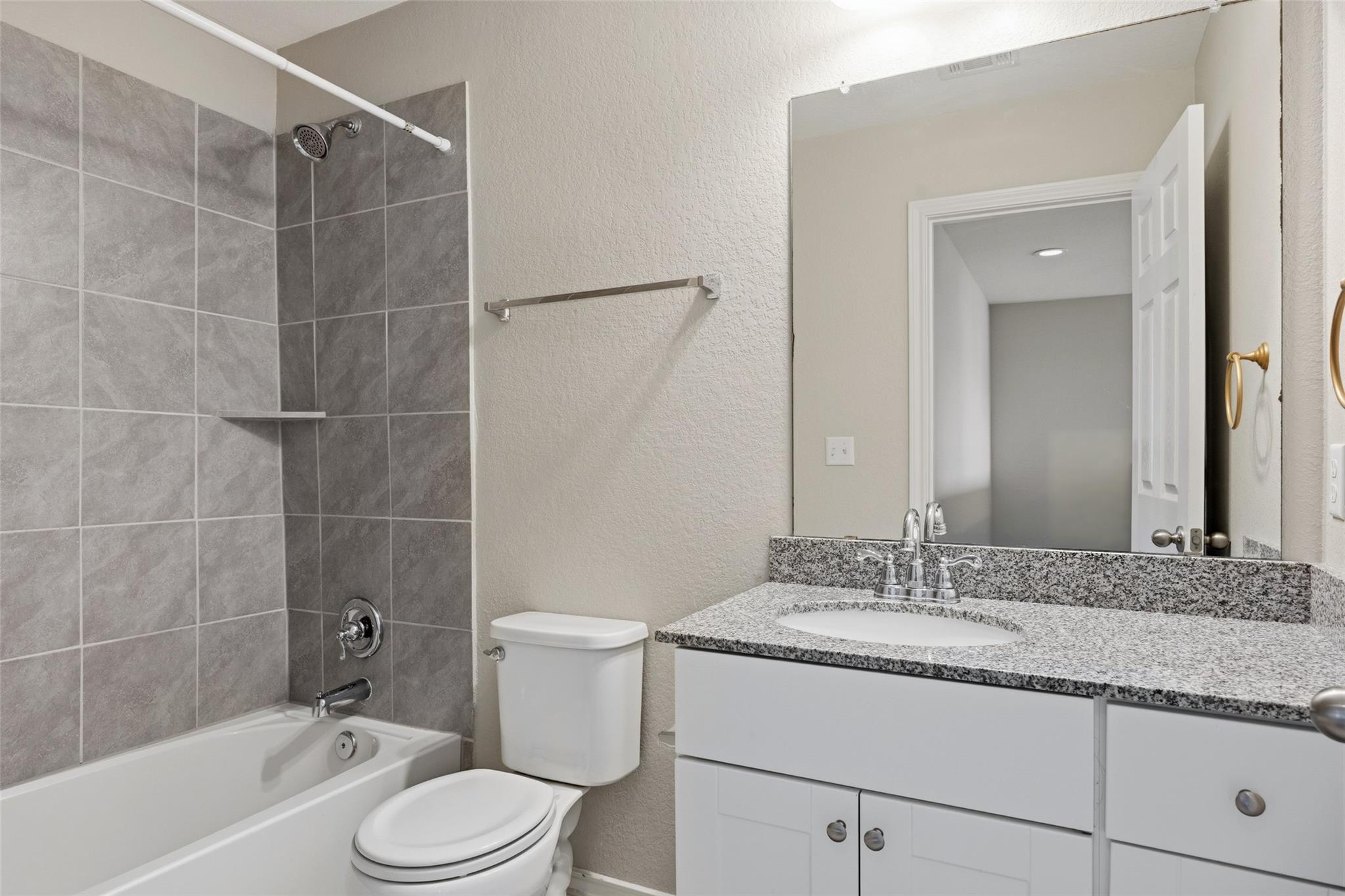 1702 Los Olivios Way Property Photo 22