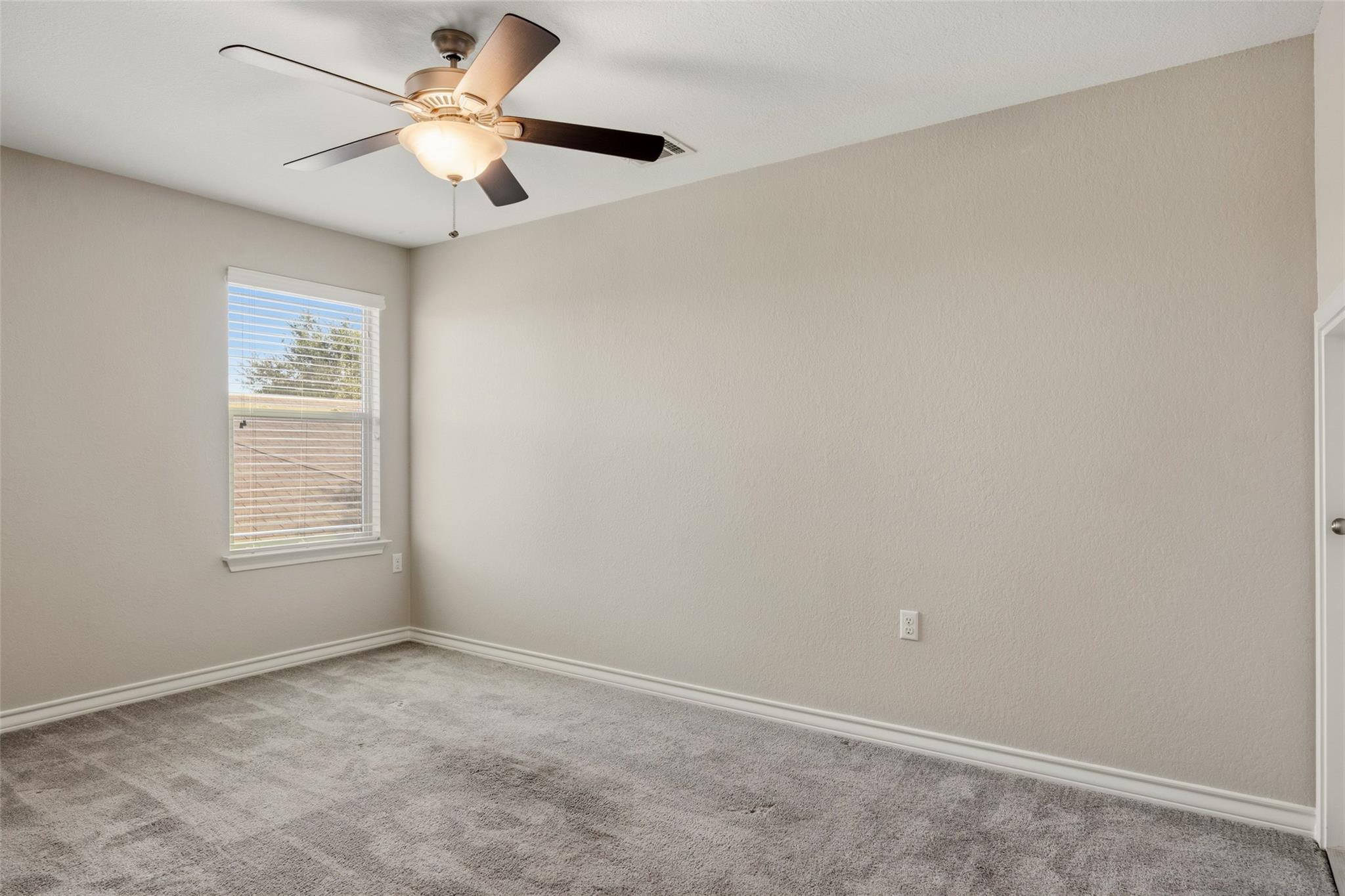 1702 Los Olivios Way Property Photo 27