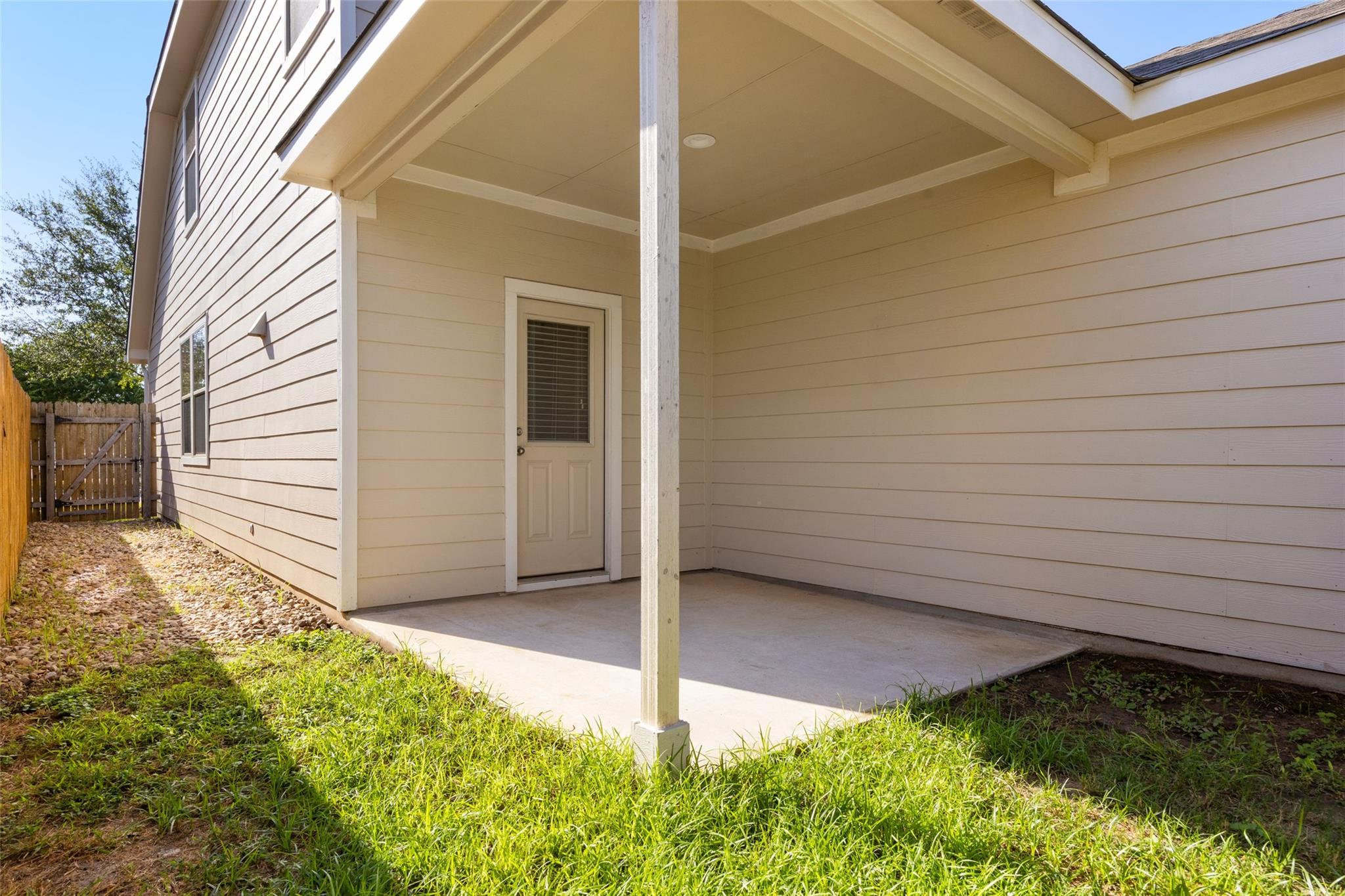 1702 Los Olivios Way Property Photo 29