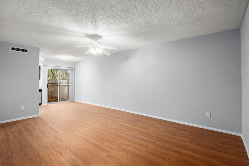3415 Menchaca Rd #109 Property Photo 4