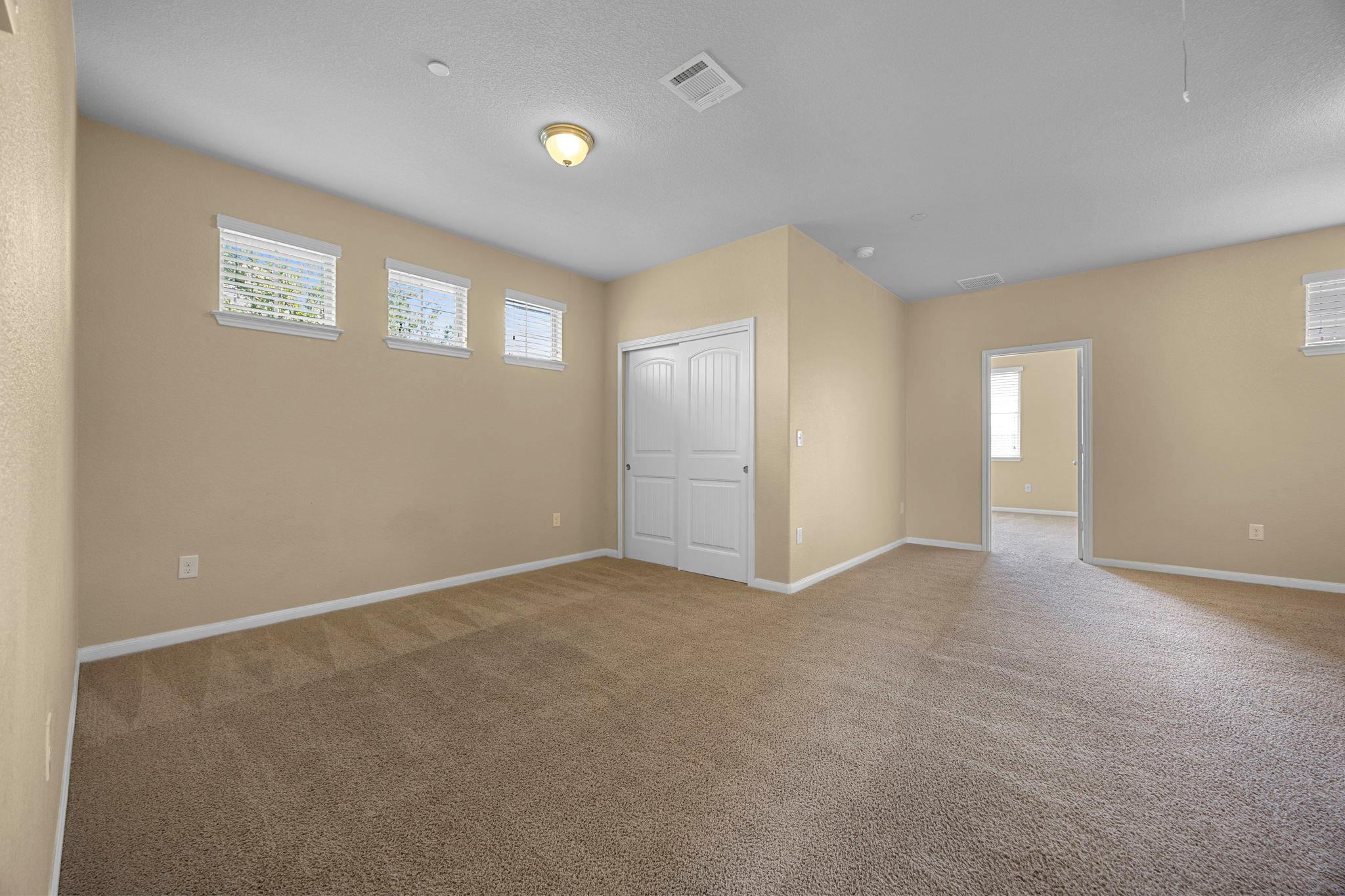2880 Donnell Dr #101 Property Photo 19