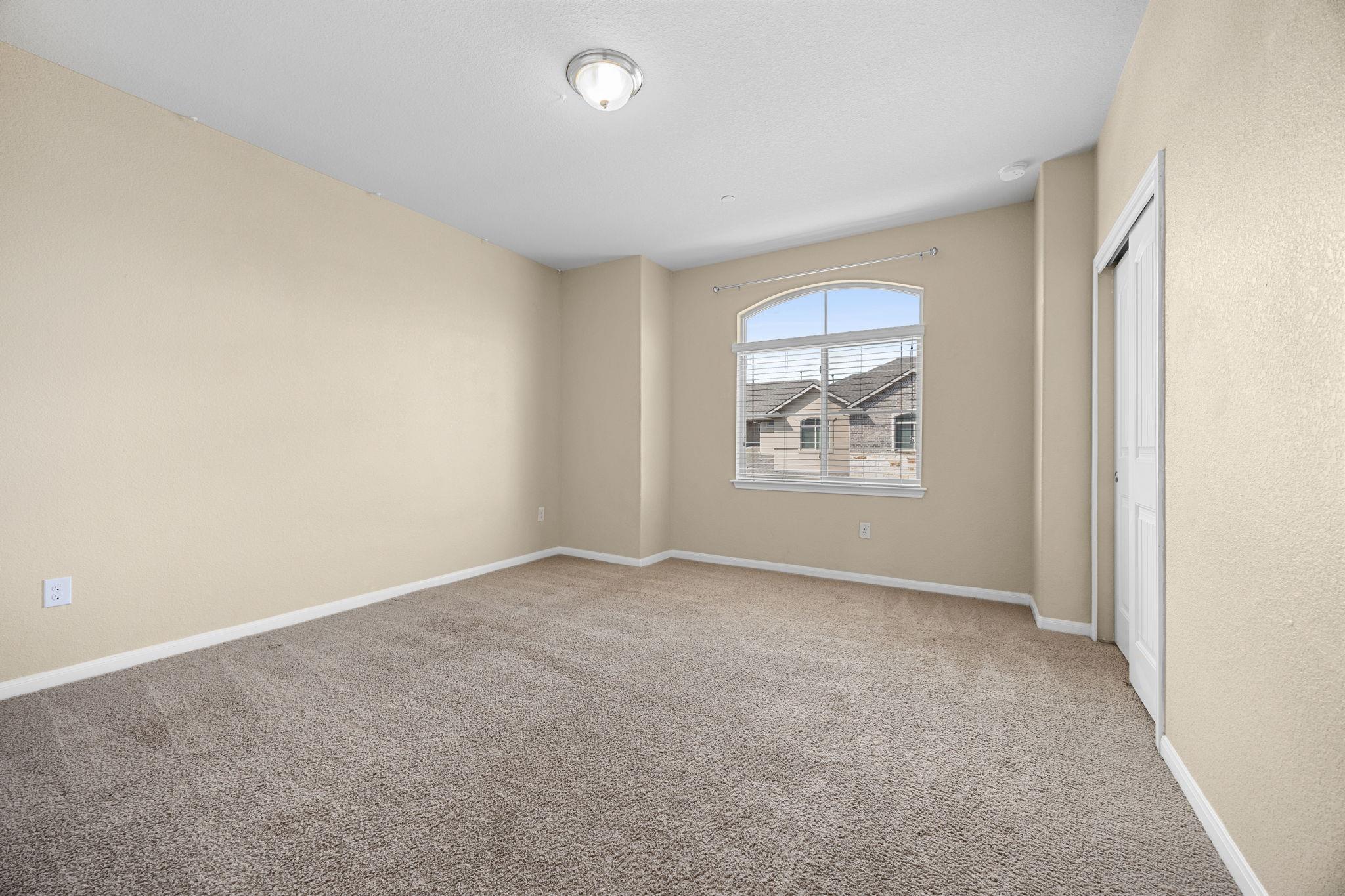 2880 Donnell Dr #101 Property Photo 20