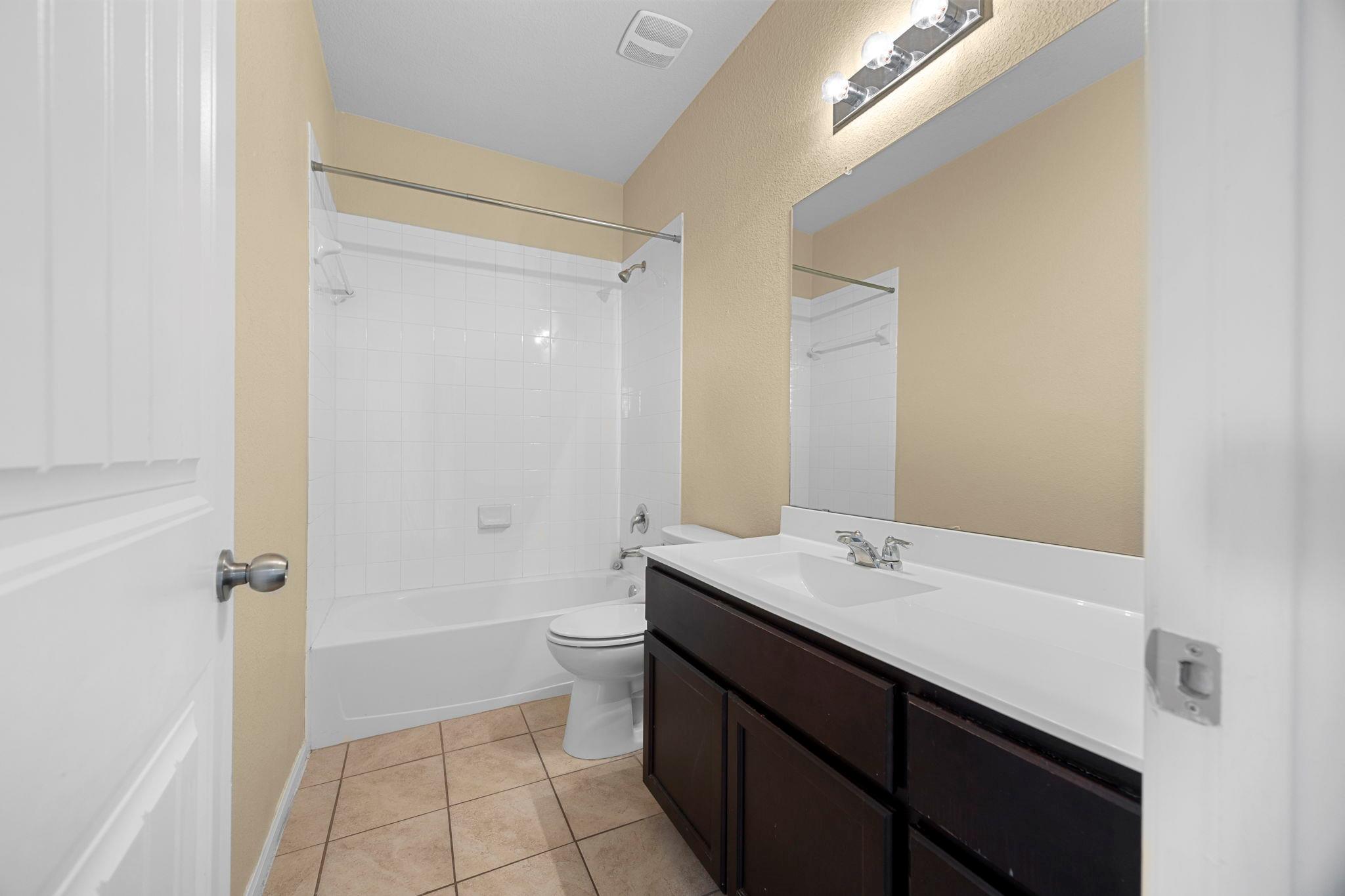 2880 Donnell Dr #101 Property Photo 22
