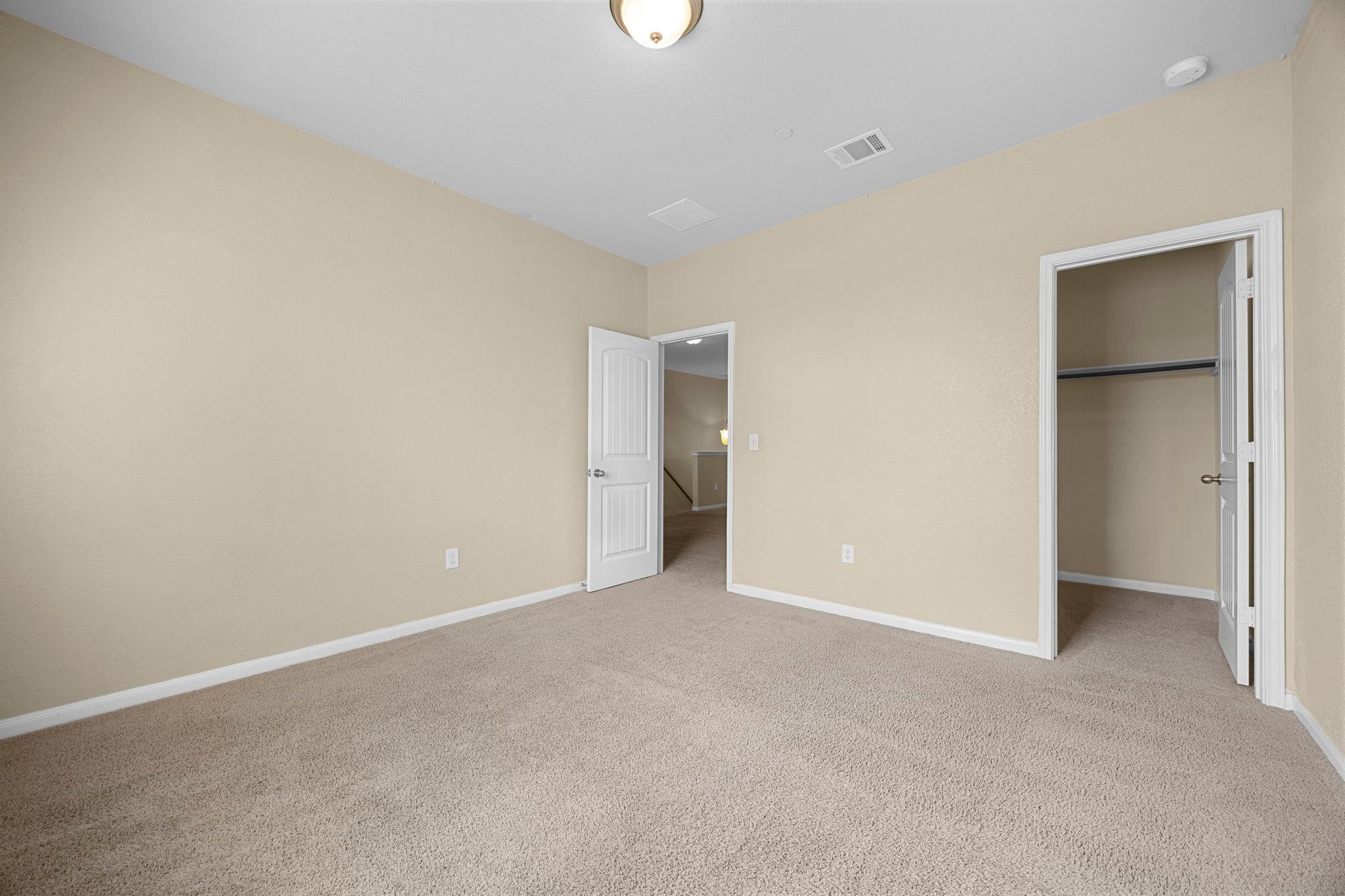2880 Donnell Dr #101 Property Photo 24