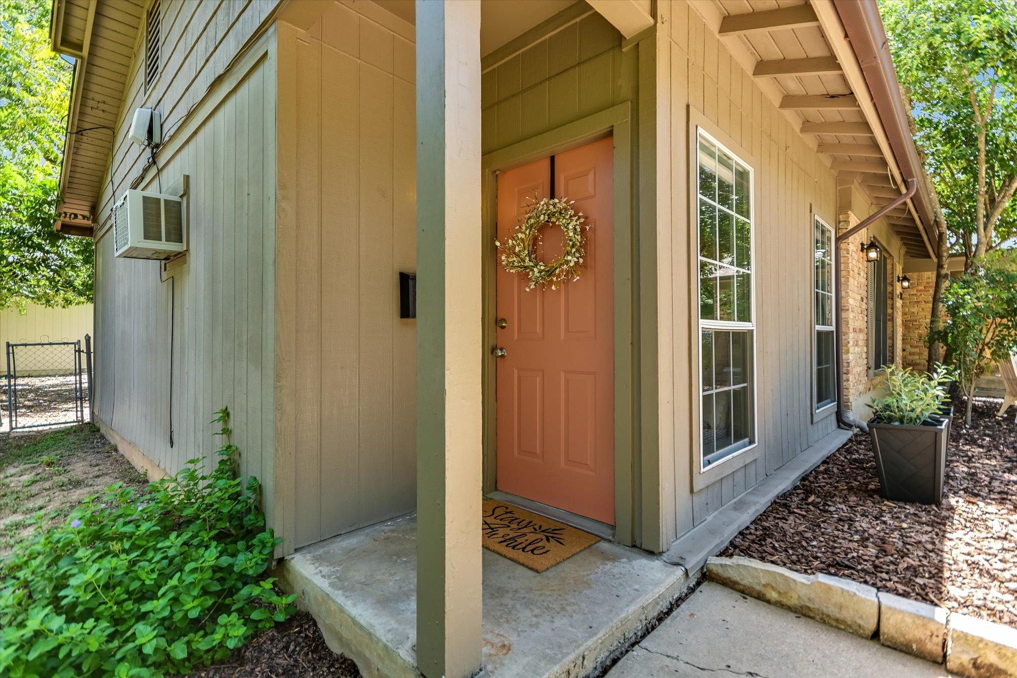 5611 Mapleleaf Dr Property Photo 13