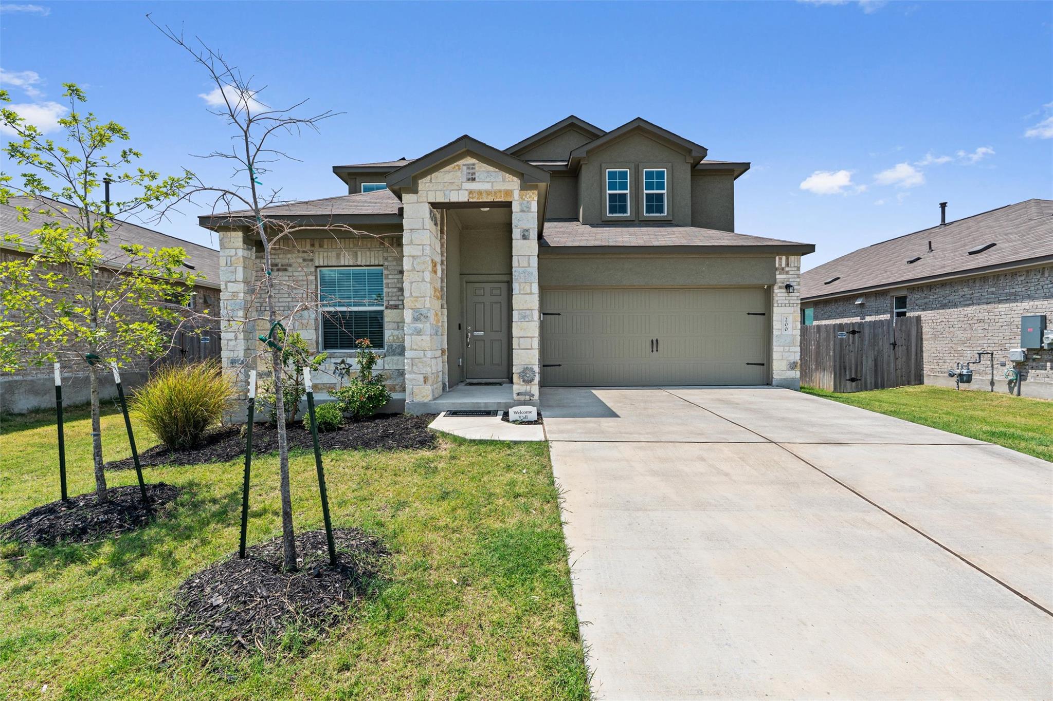 200 Montego St Property Photo 1
