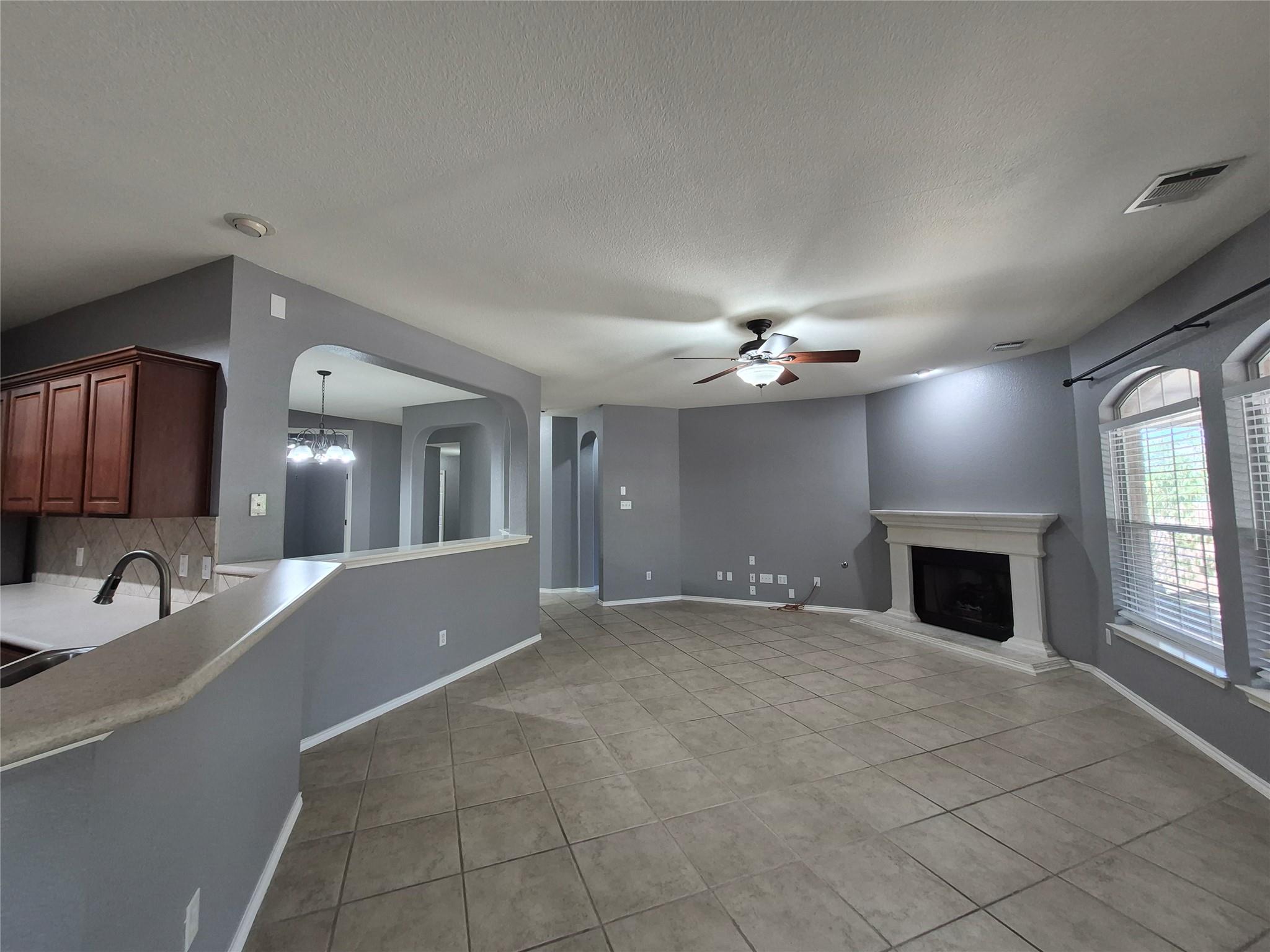 11600 Fletcher Hall Ln Property Photo 8