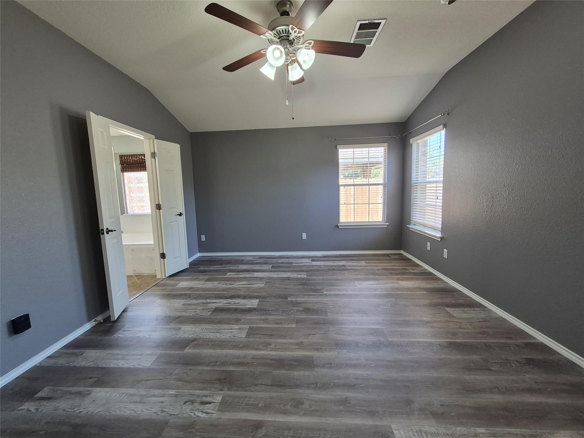 11600 Fletcher Hall Ln Property Photo 13