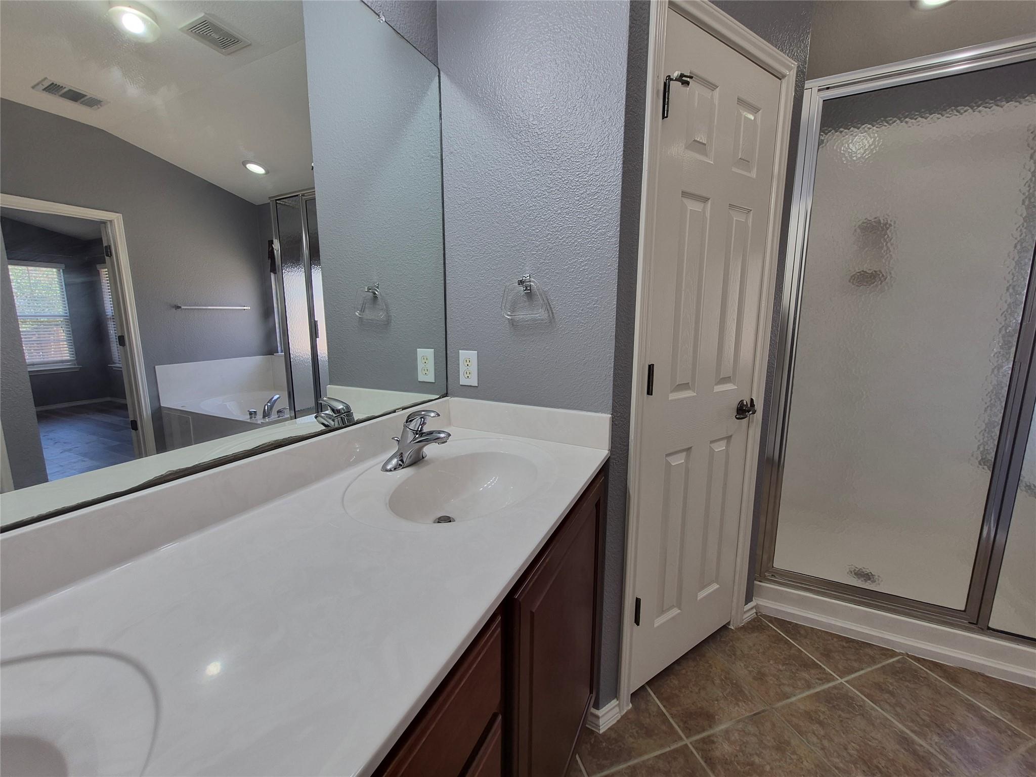 11600 Fletcher Hall Ln Property Photo 17