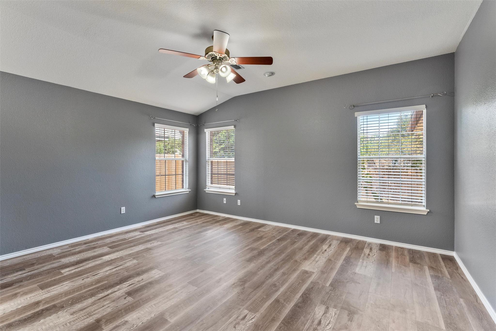11600 Fletcher Hall Ln Property Photo 17