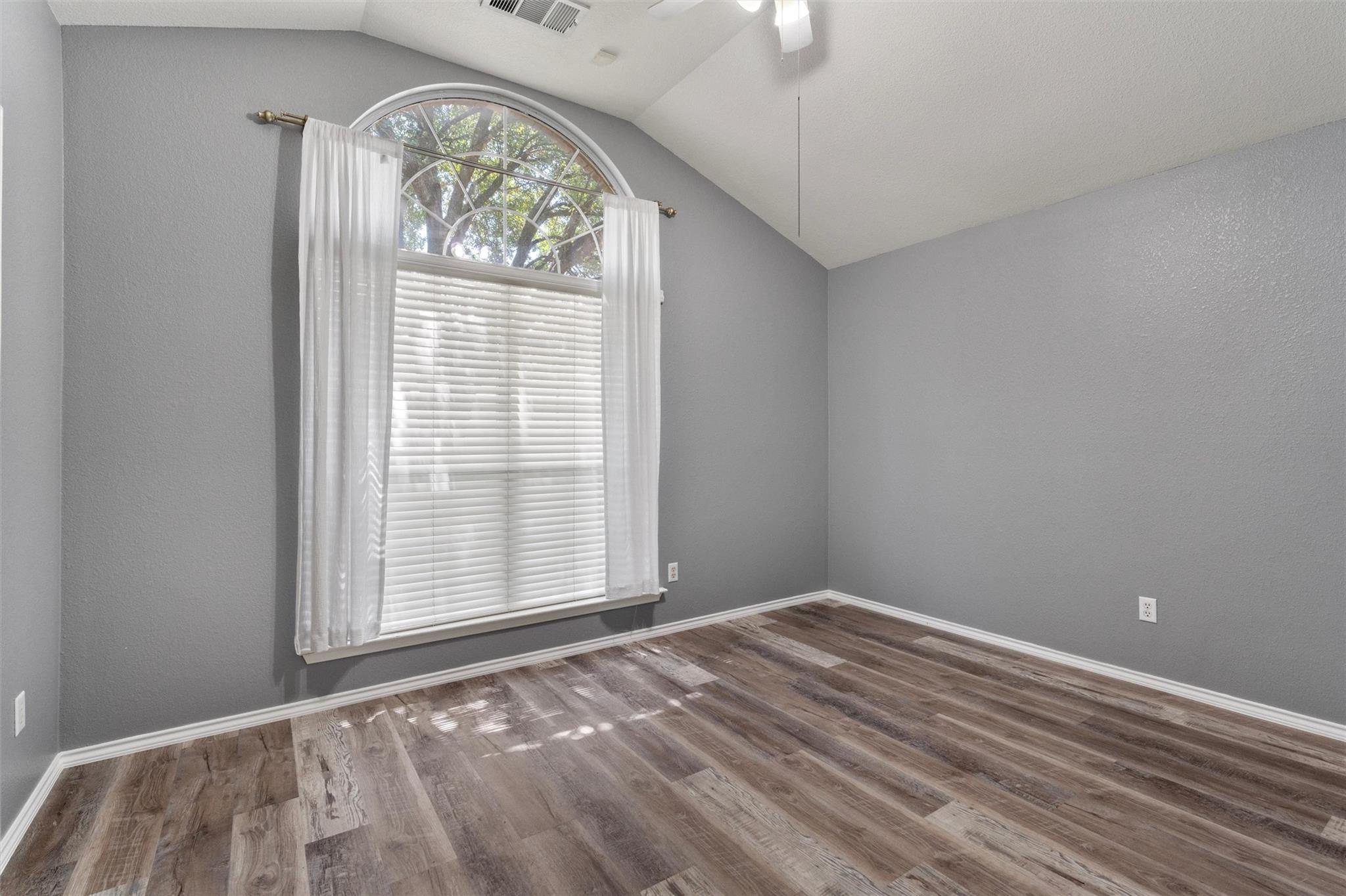 11600 Fletcher Hall Ln Property Photo 25