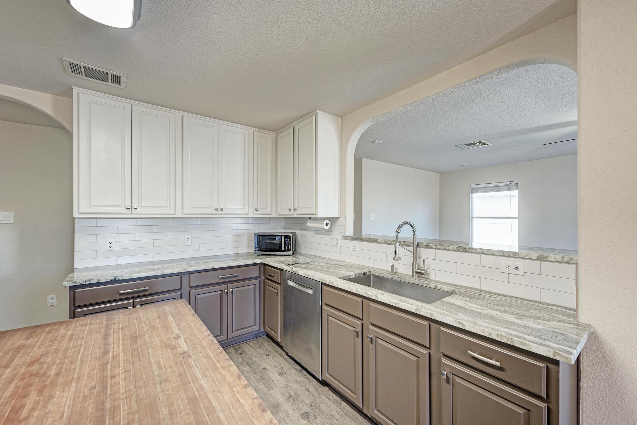 1312 Knippa Cv Property Photo 12