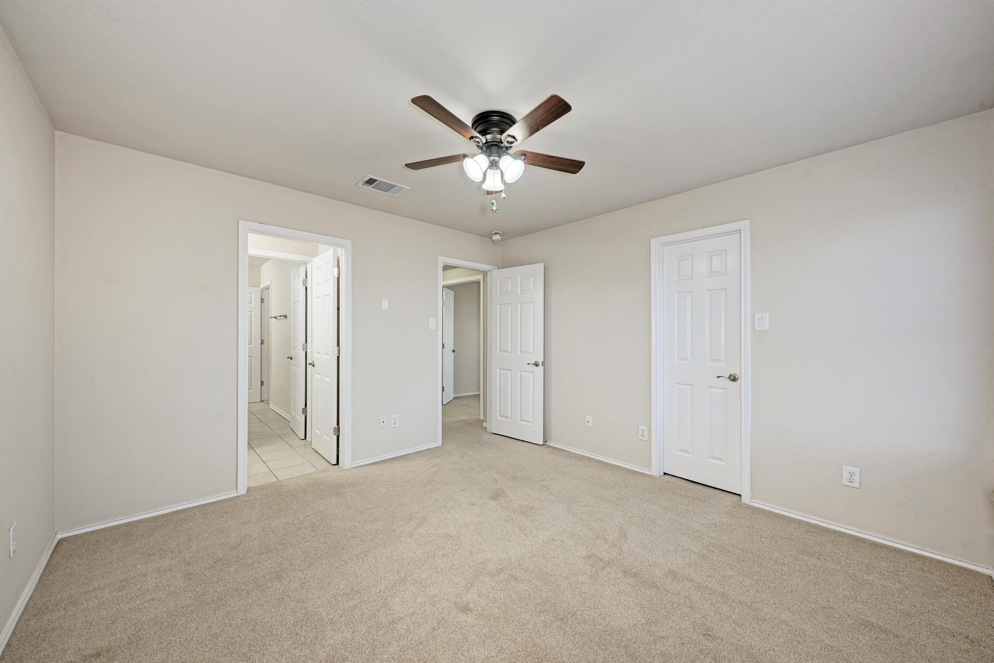 1312 Knippa Cv Property Photo 26
