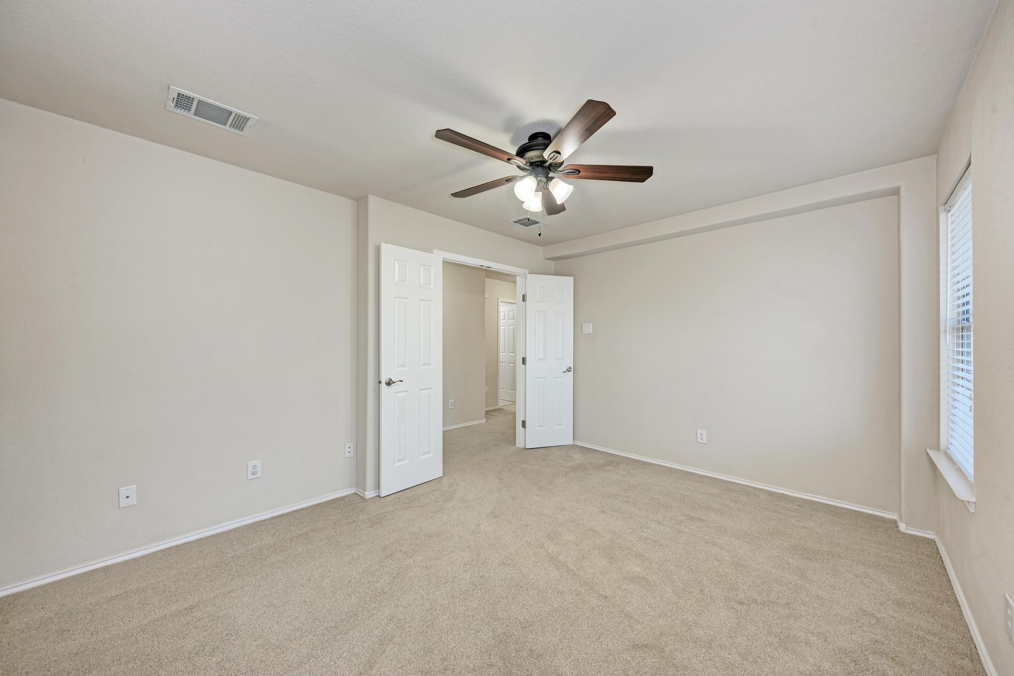 1312 Knippa Cv Property Photo 28