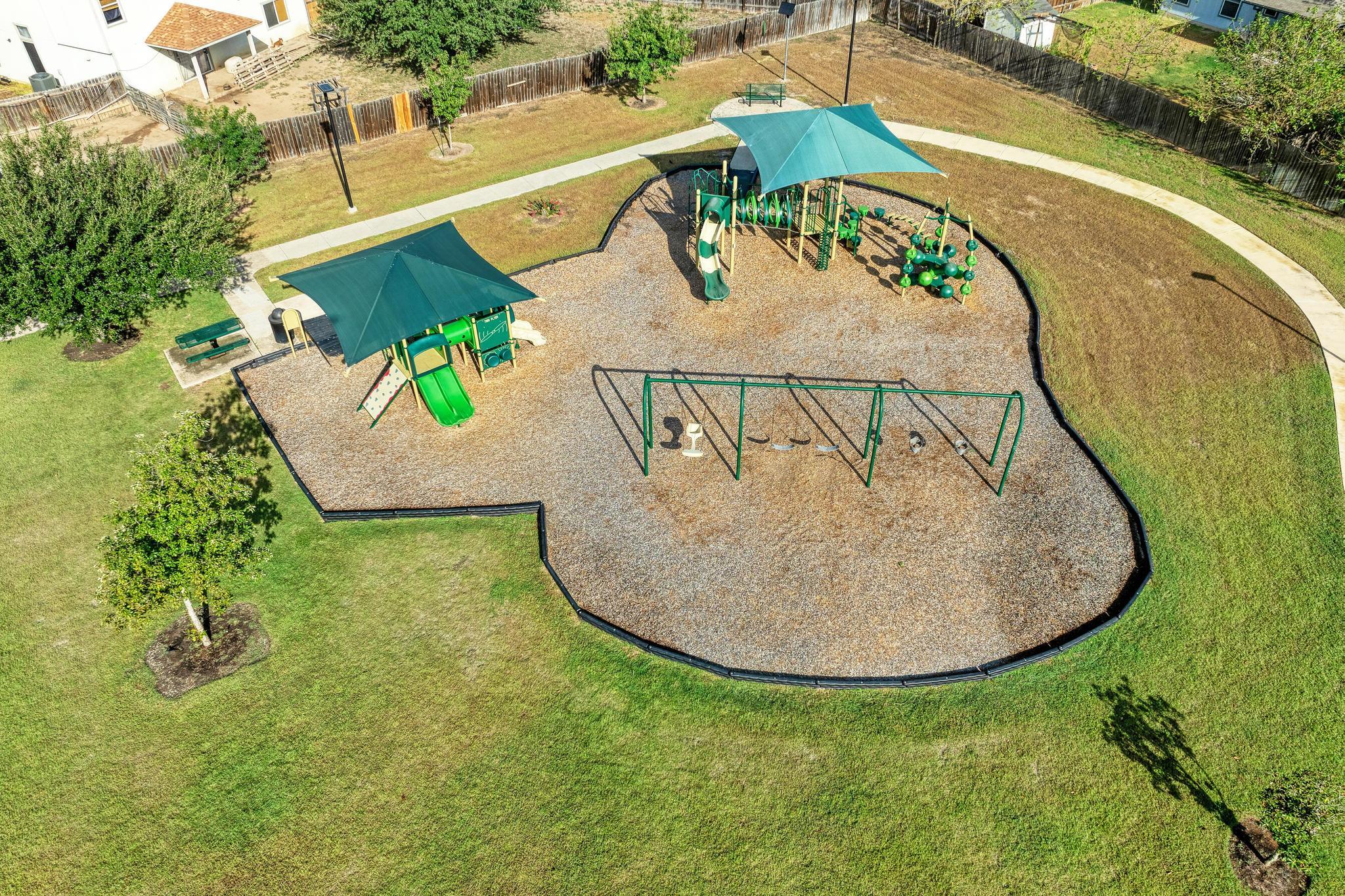 1312 Knippa Cv Property Photo 38