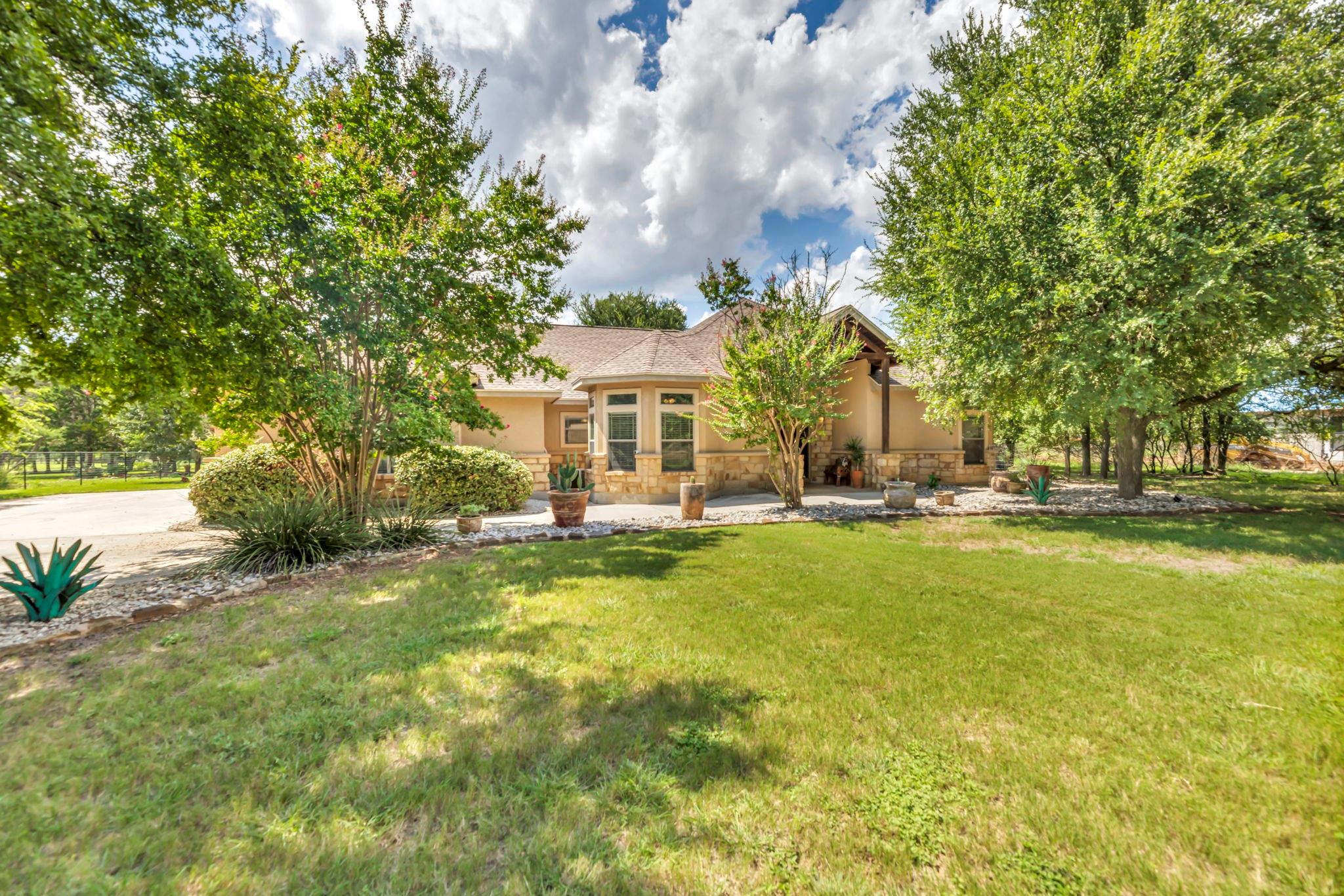 2647 Trophy Pt Property Photo 1