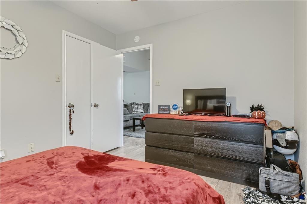 2126 Redwing Way Property Photo 10