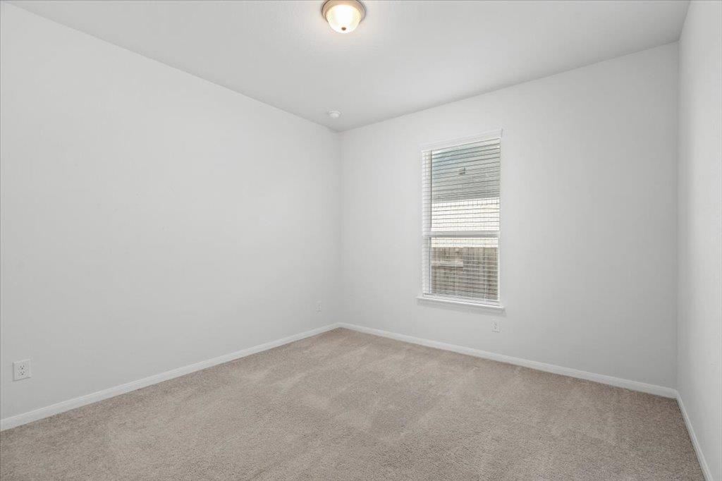 168 Ginger St Property Photo 23