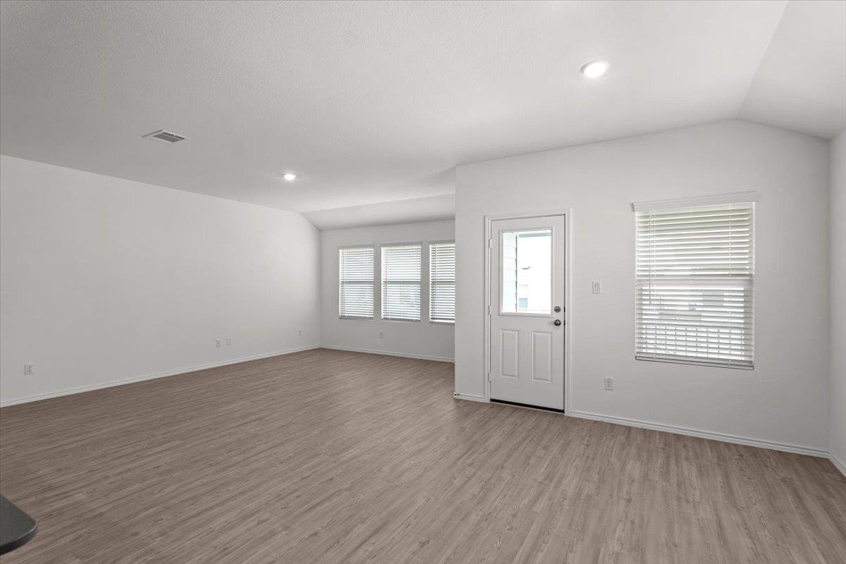 300 Jeffers None Property Photo 17