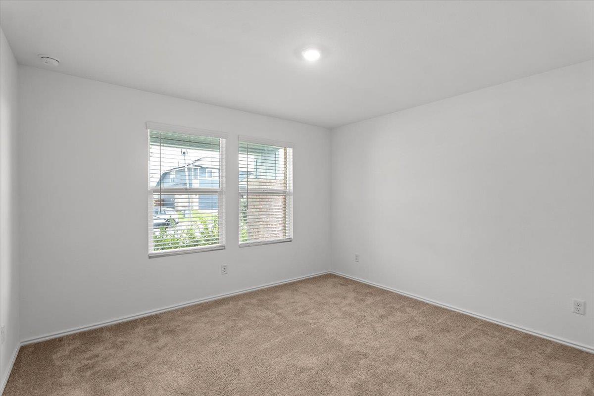 300 Jeffers None Property Photo 24