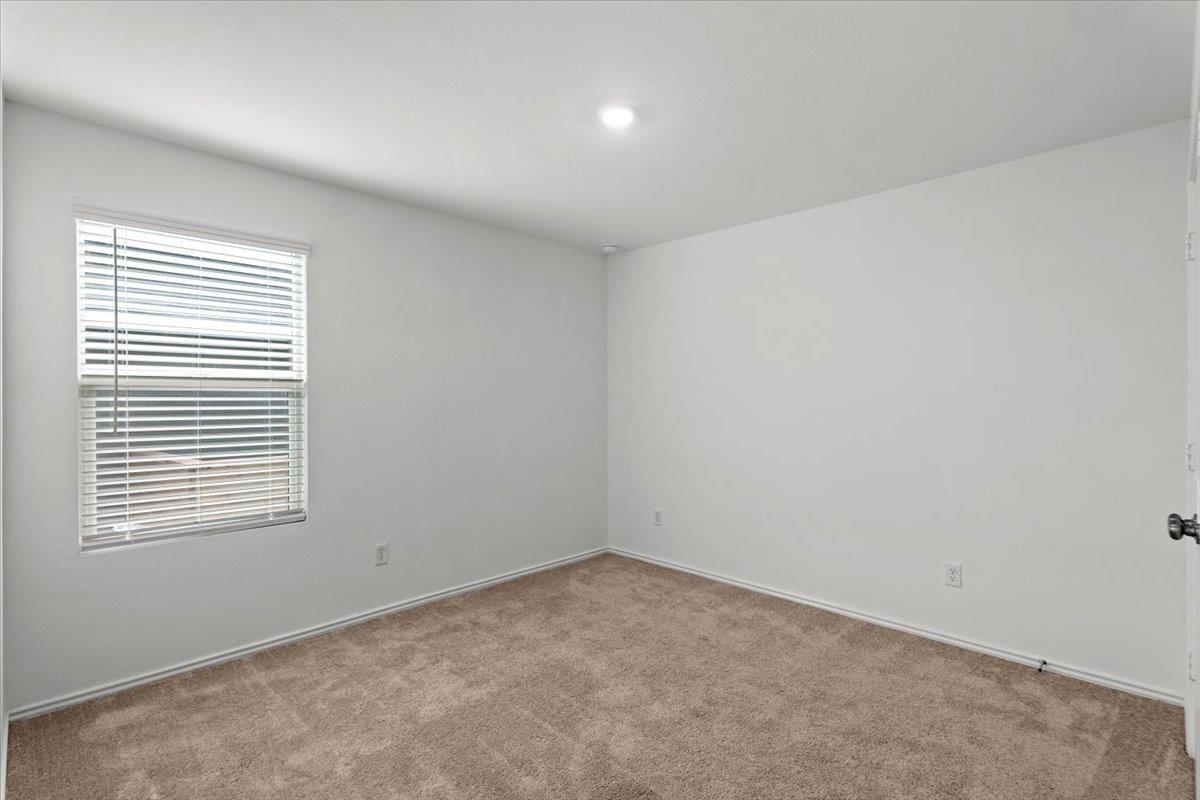 300 Jeffers None Property Photo 27