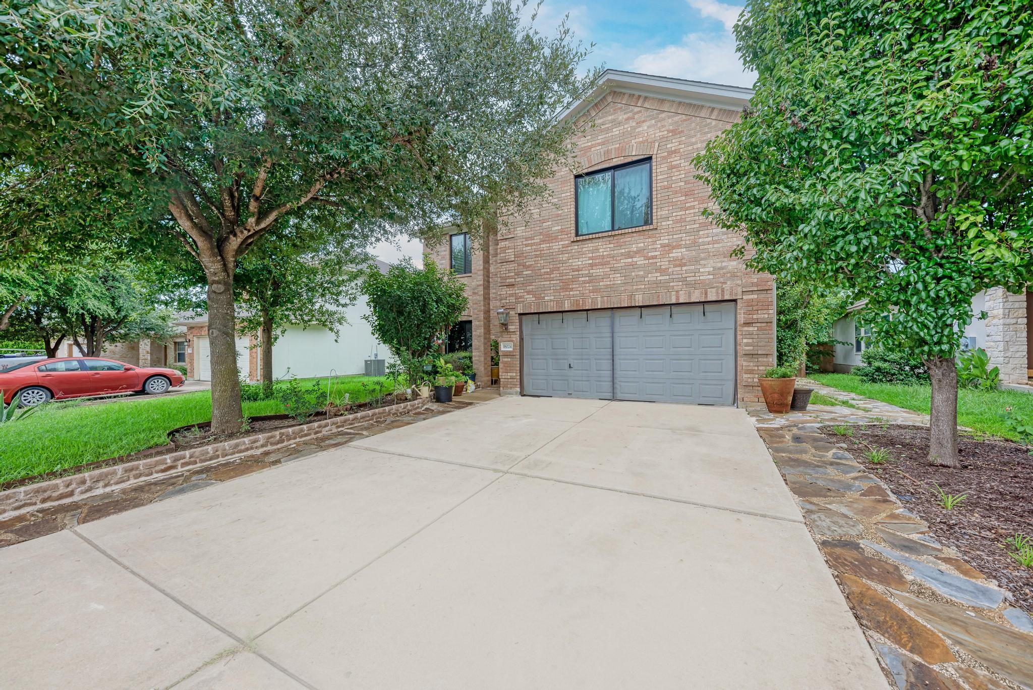 18024 Canopy Dr Property Photo 1