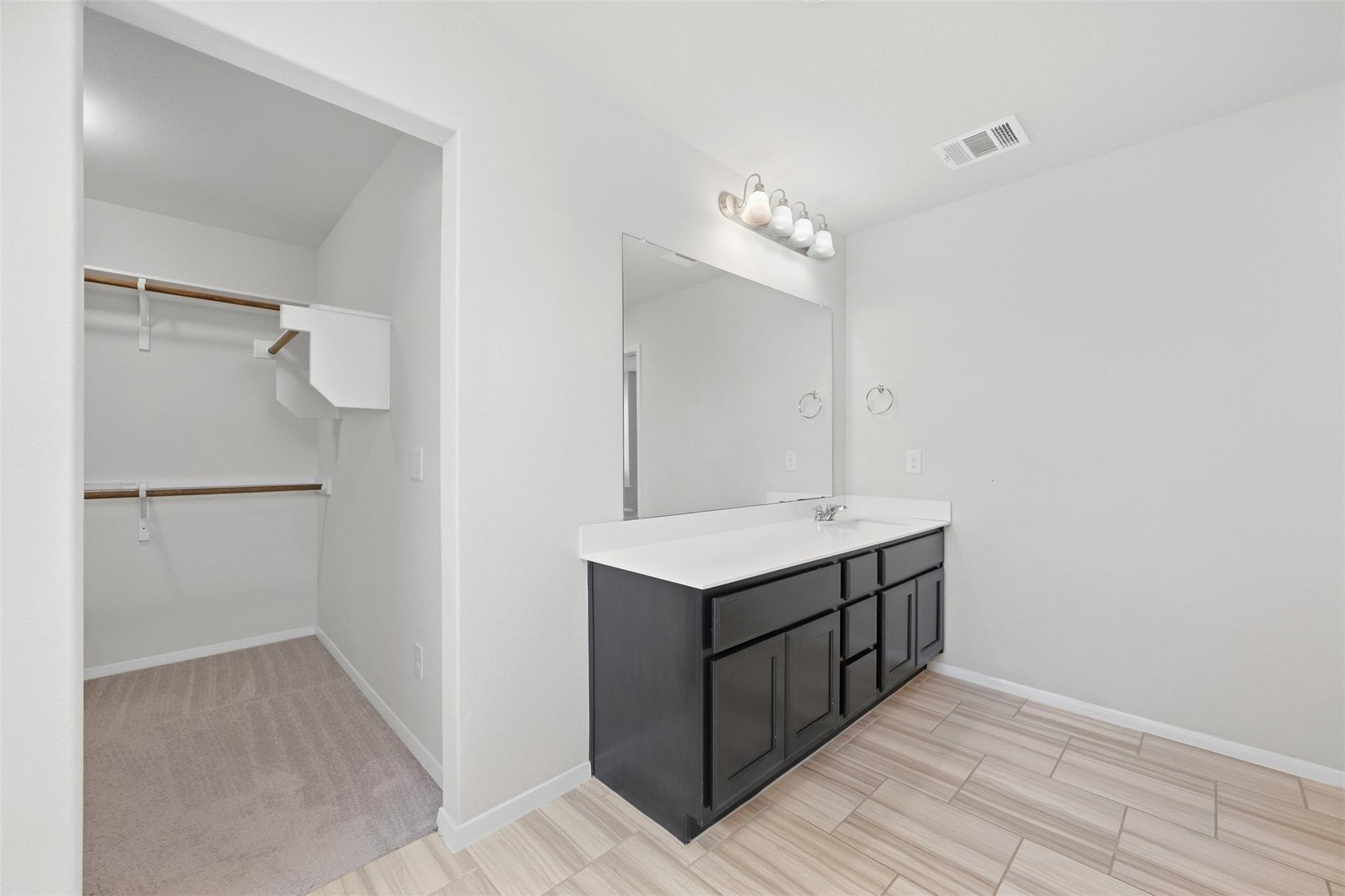 7924 Castelardo Pl Property Photo 22