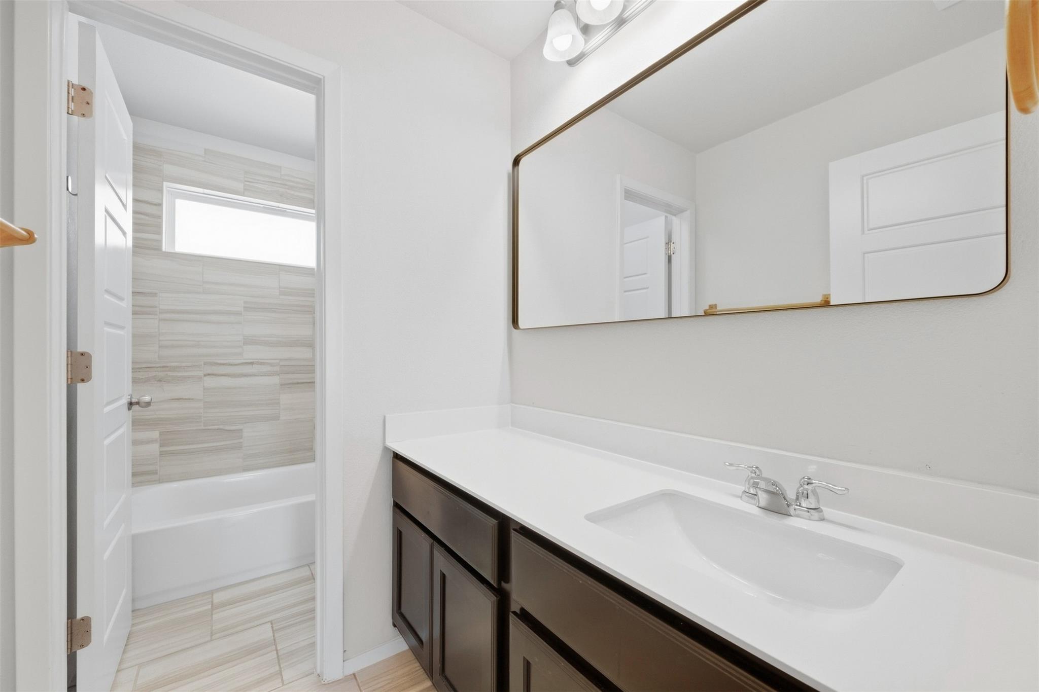 7924 Castelardo Pl Property Photo 26