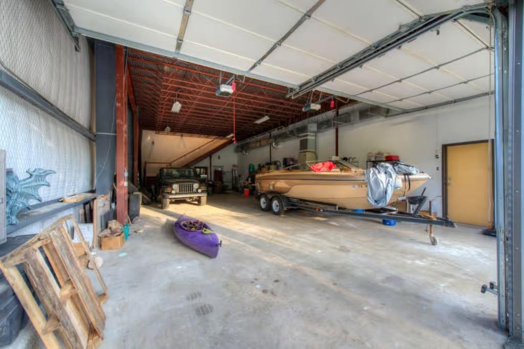 7100 Comanche Trl Property Photo 13
