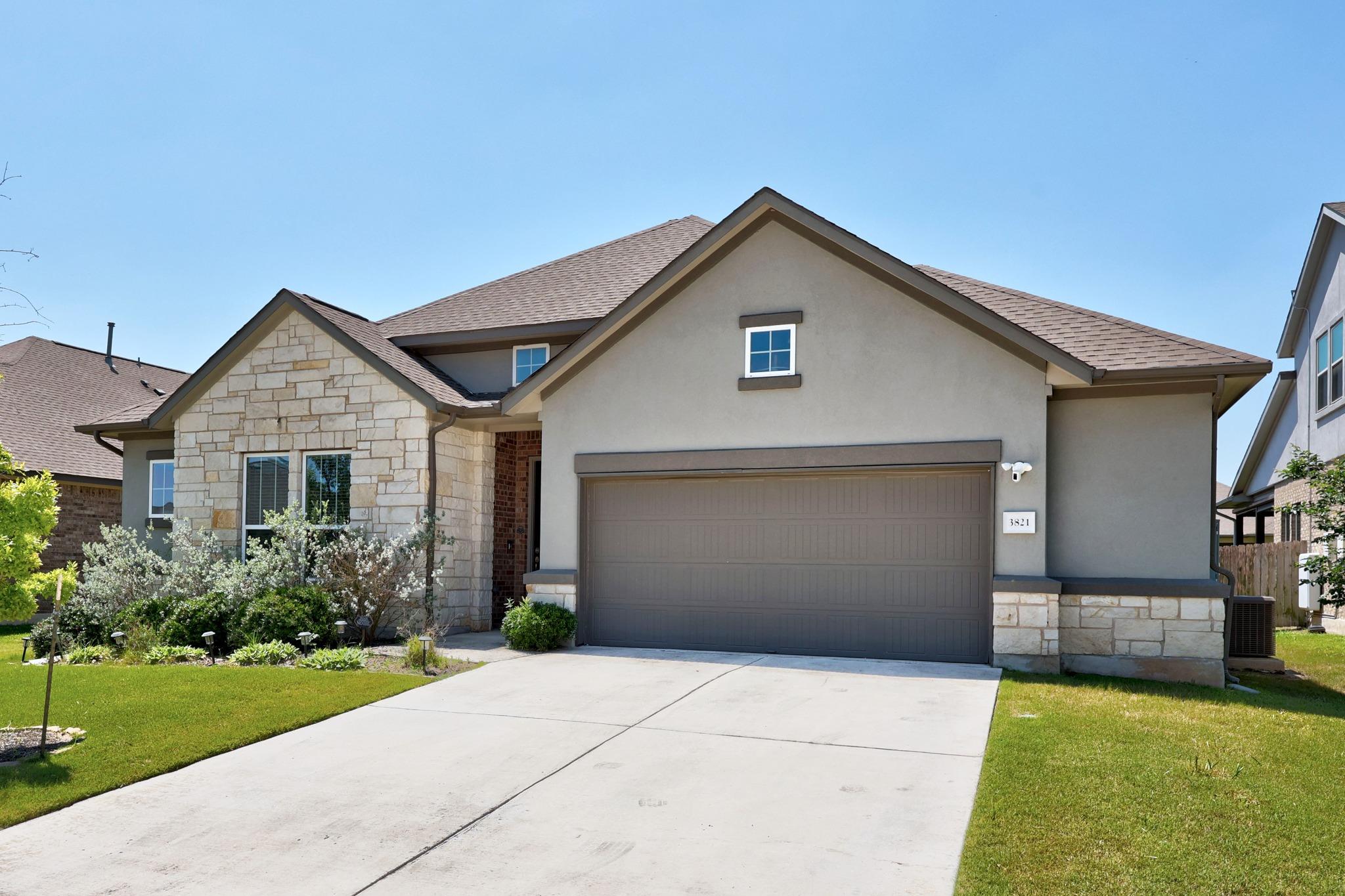 3821 Raven Caw Pass Property Photo 1