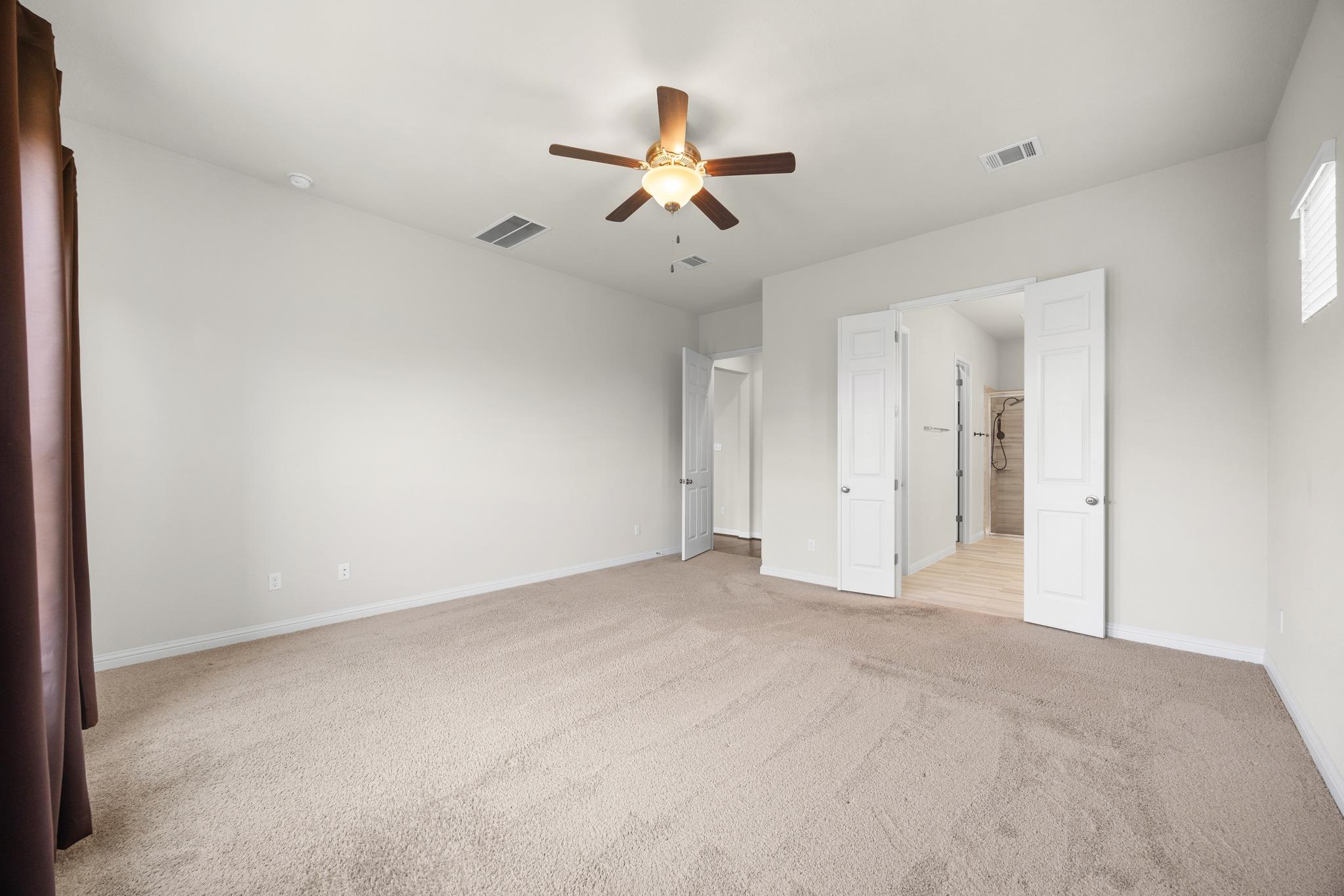 3821 Raven Caw Pass Property Photo 15