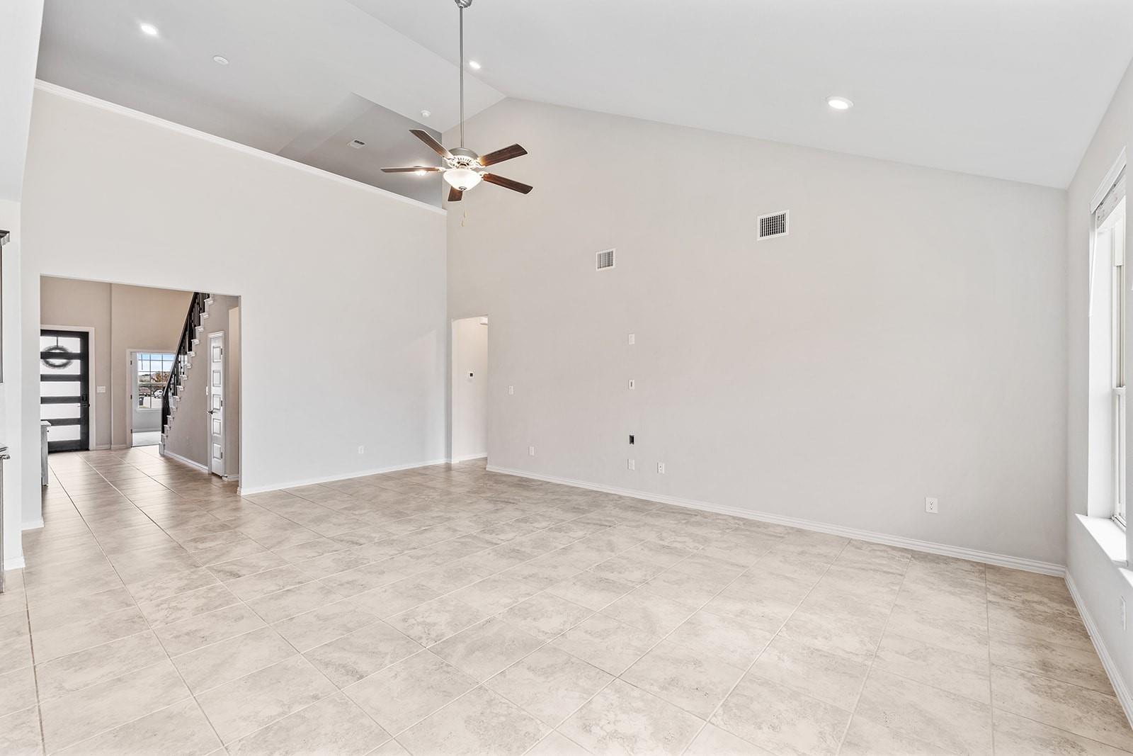305 Painted Creek Way Property Photo 8