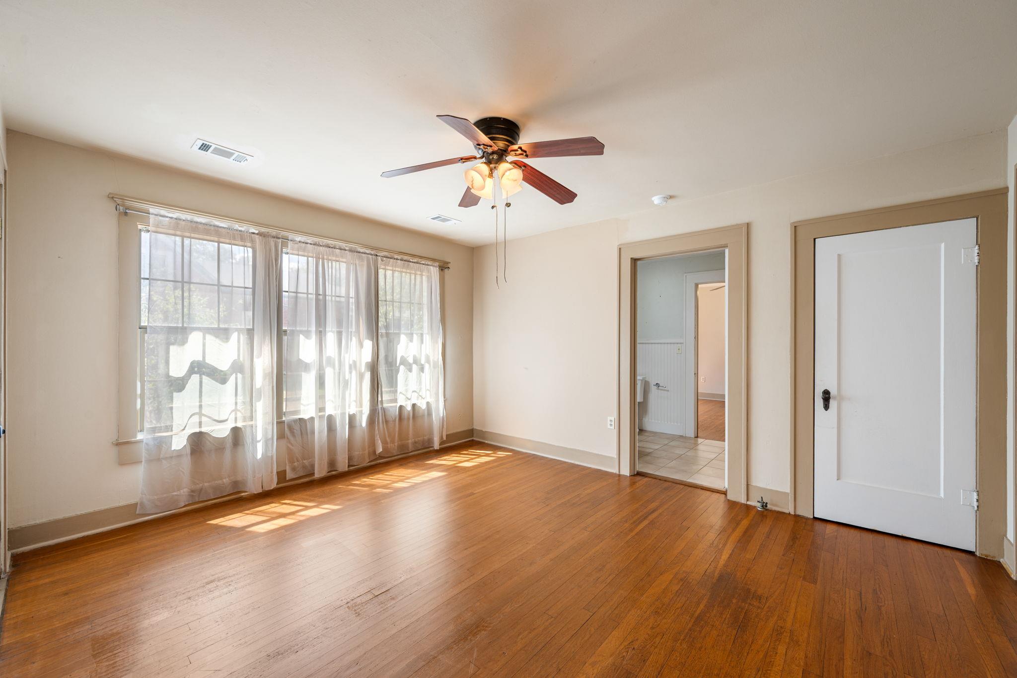 808 N Water St Property Photo 14