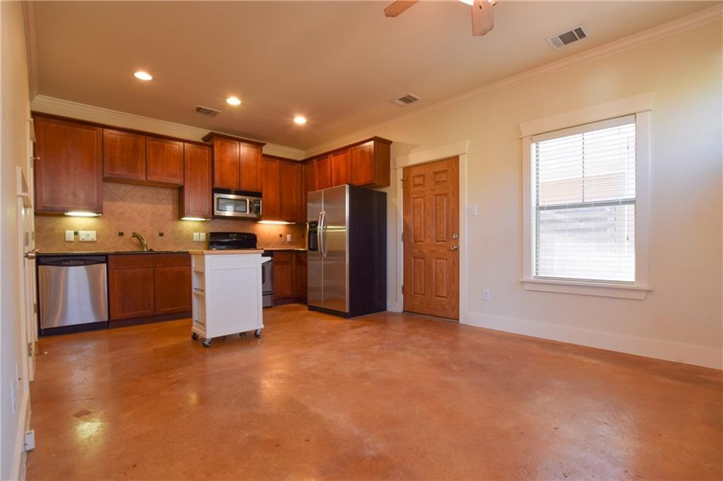 5405 Avenue H None #b Property Photo 1