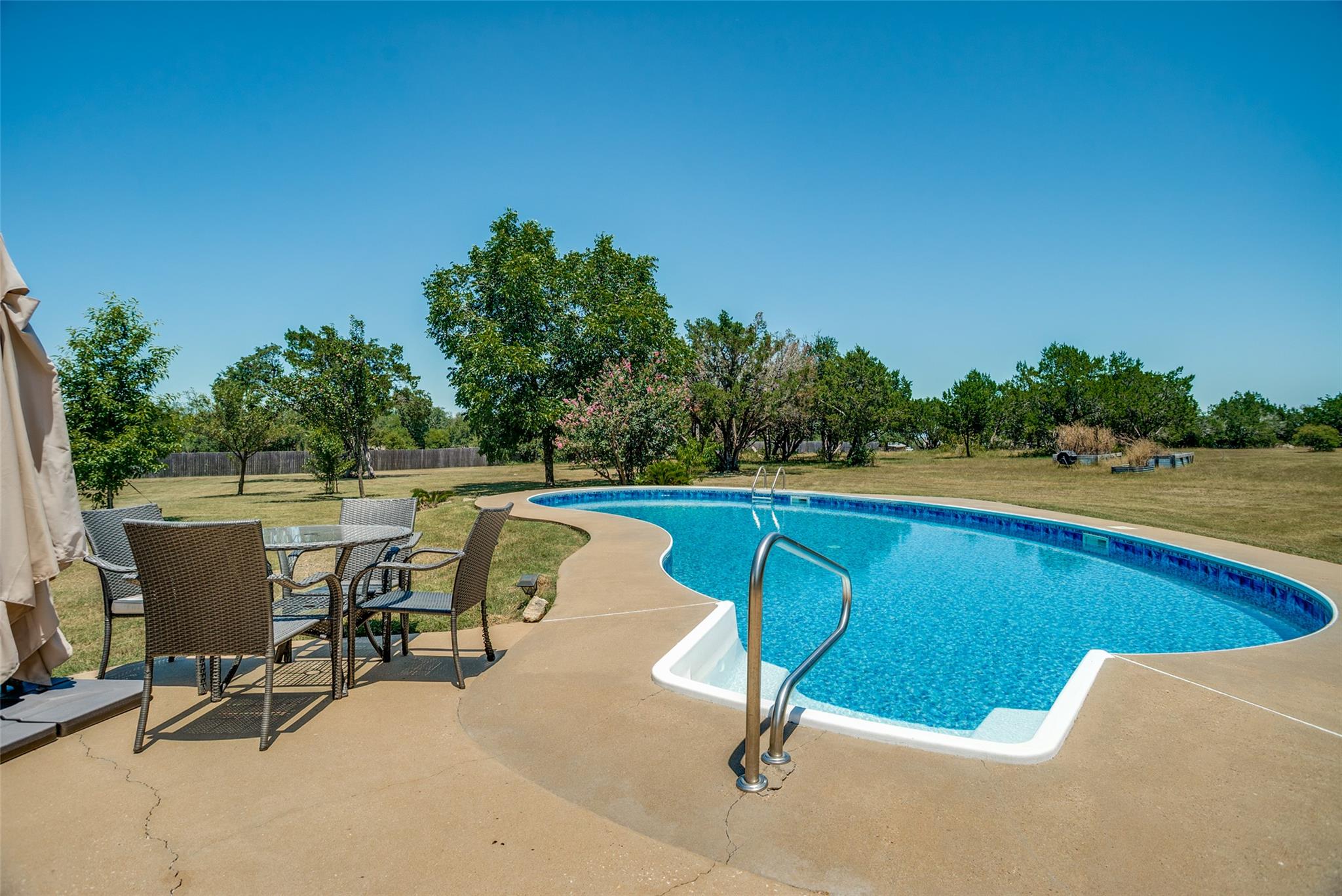 190 Young Ranch Rd Property Photo 34