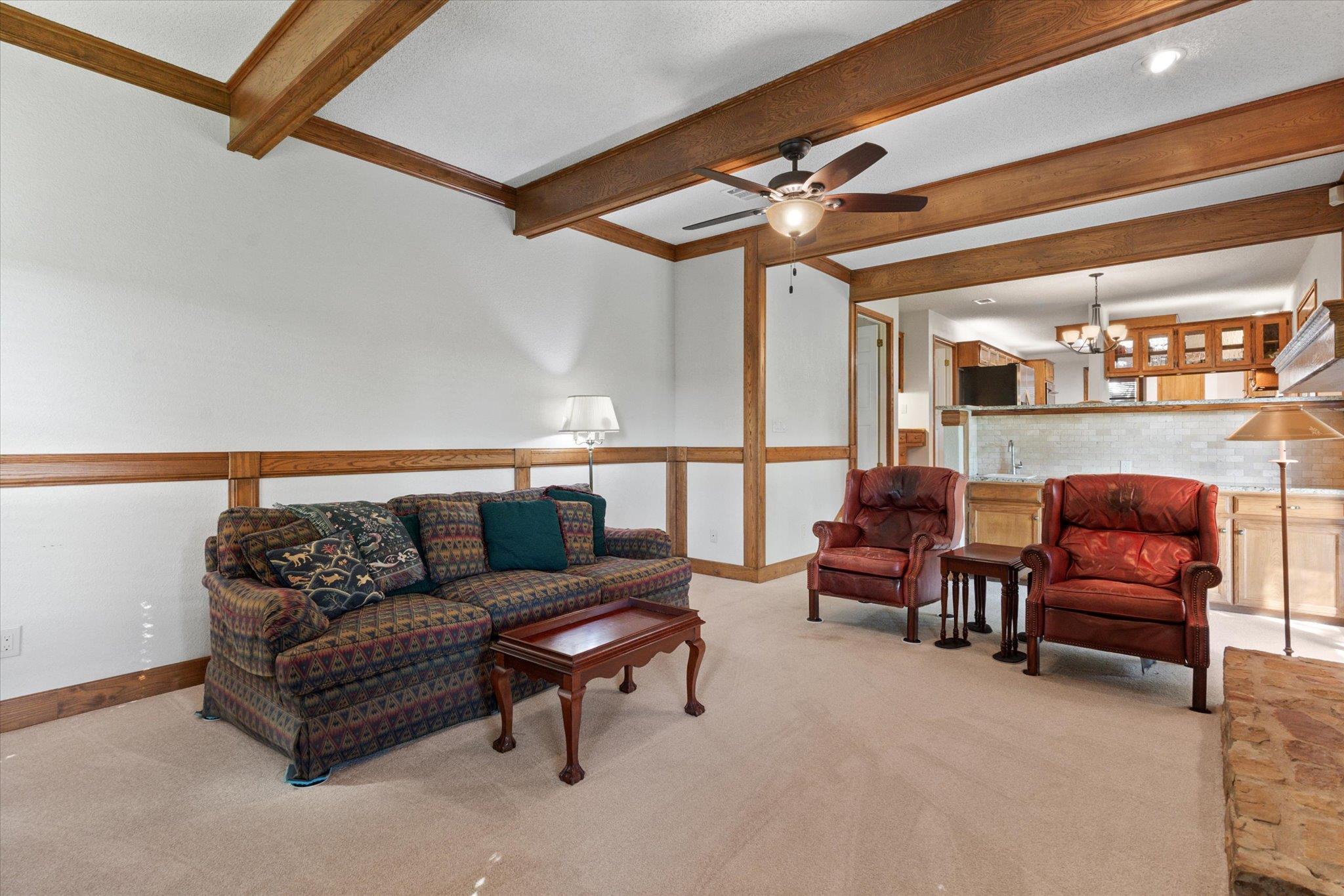 10806 Wintergreen Hl Property Photo 17