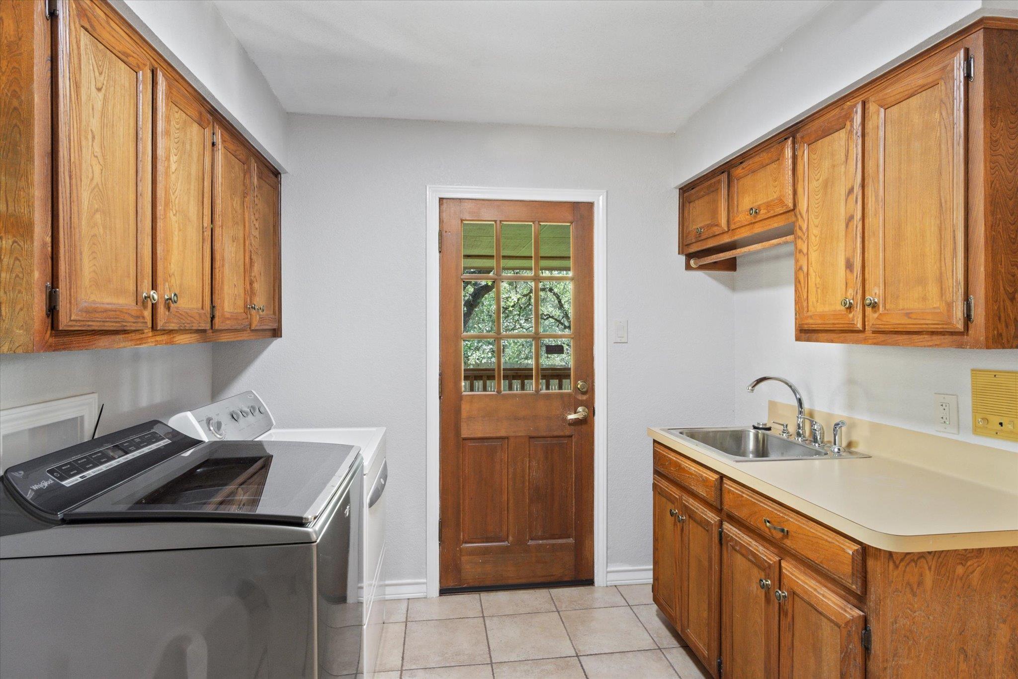 10806 Wintergreen Hl Property Photo 20